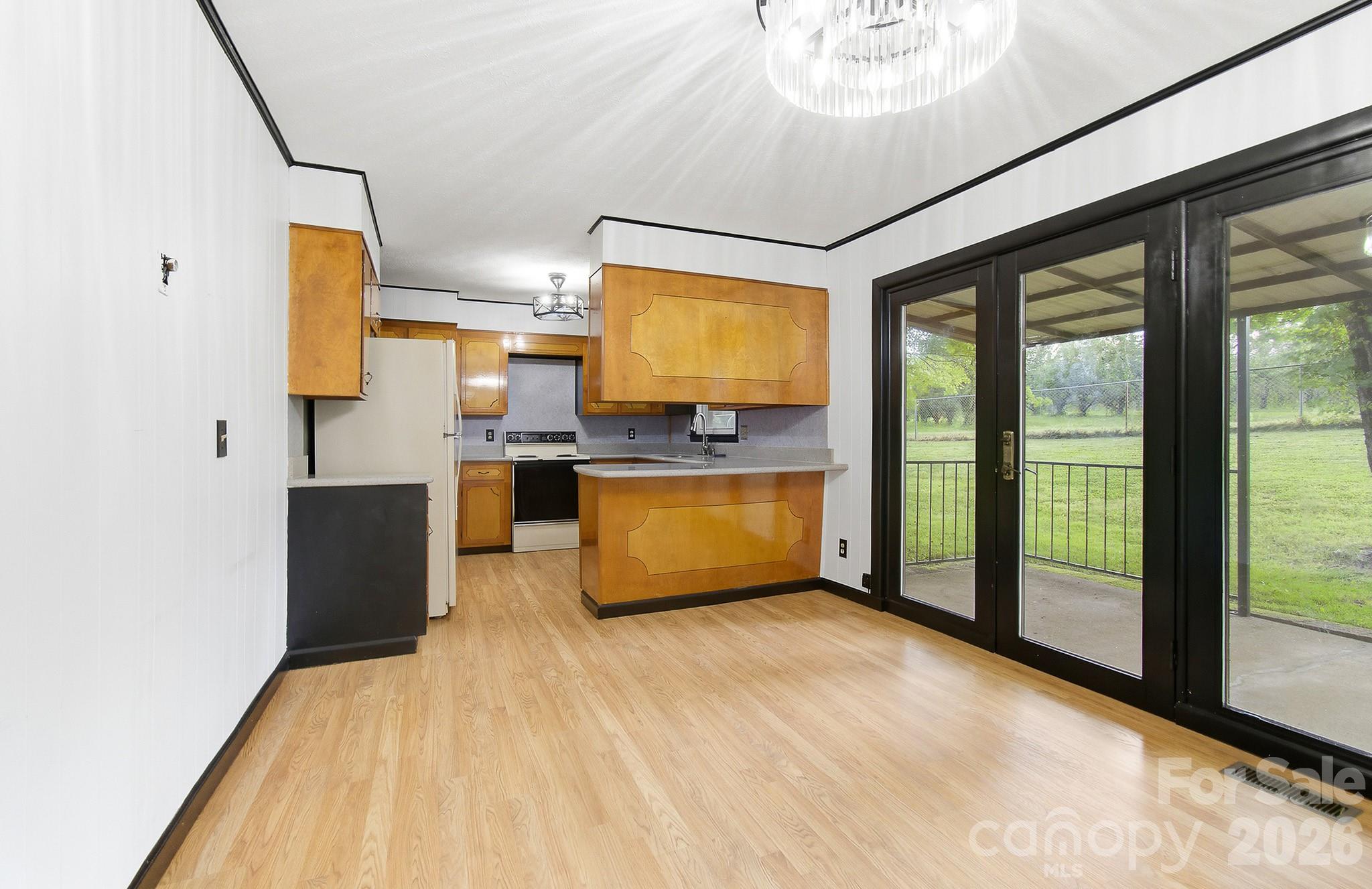 1371 Jackson Loop Road — Flat Rock