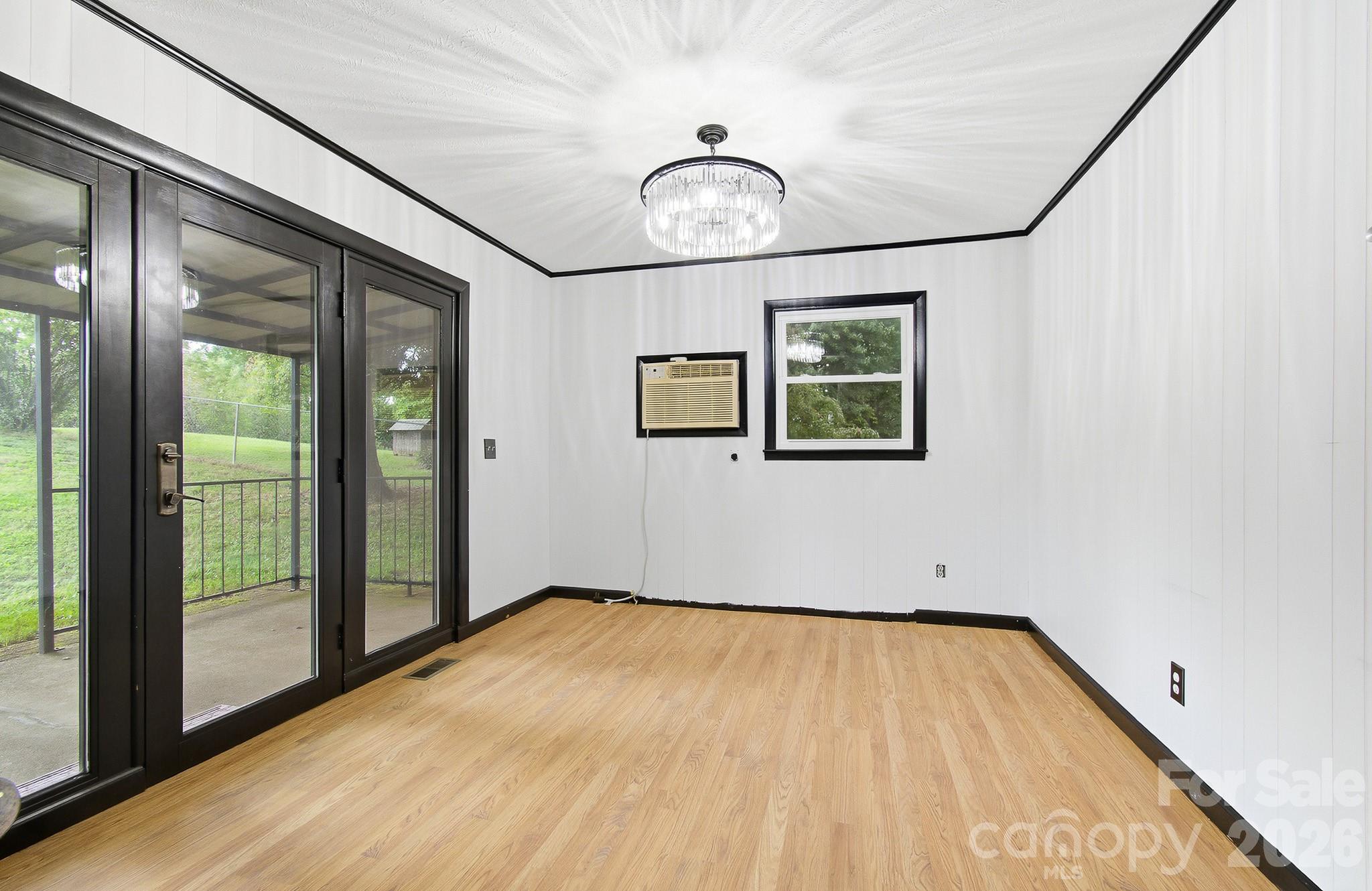 1371 Jackson Loop Road — Flat Rock