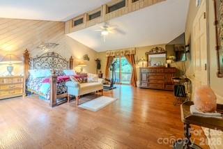 455 Avery Lane — Newland