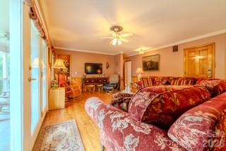 455 Avery Lane — Newland