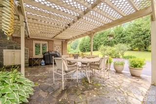 455 Avery Lane — Newland