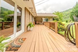 455 Avery Lane — Newland