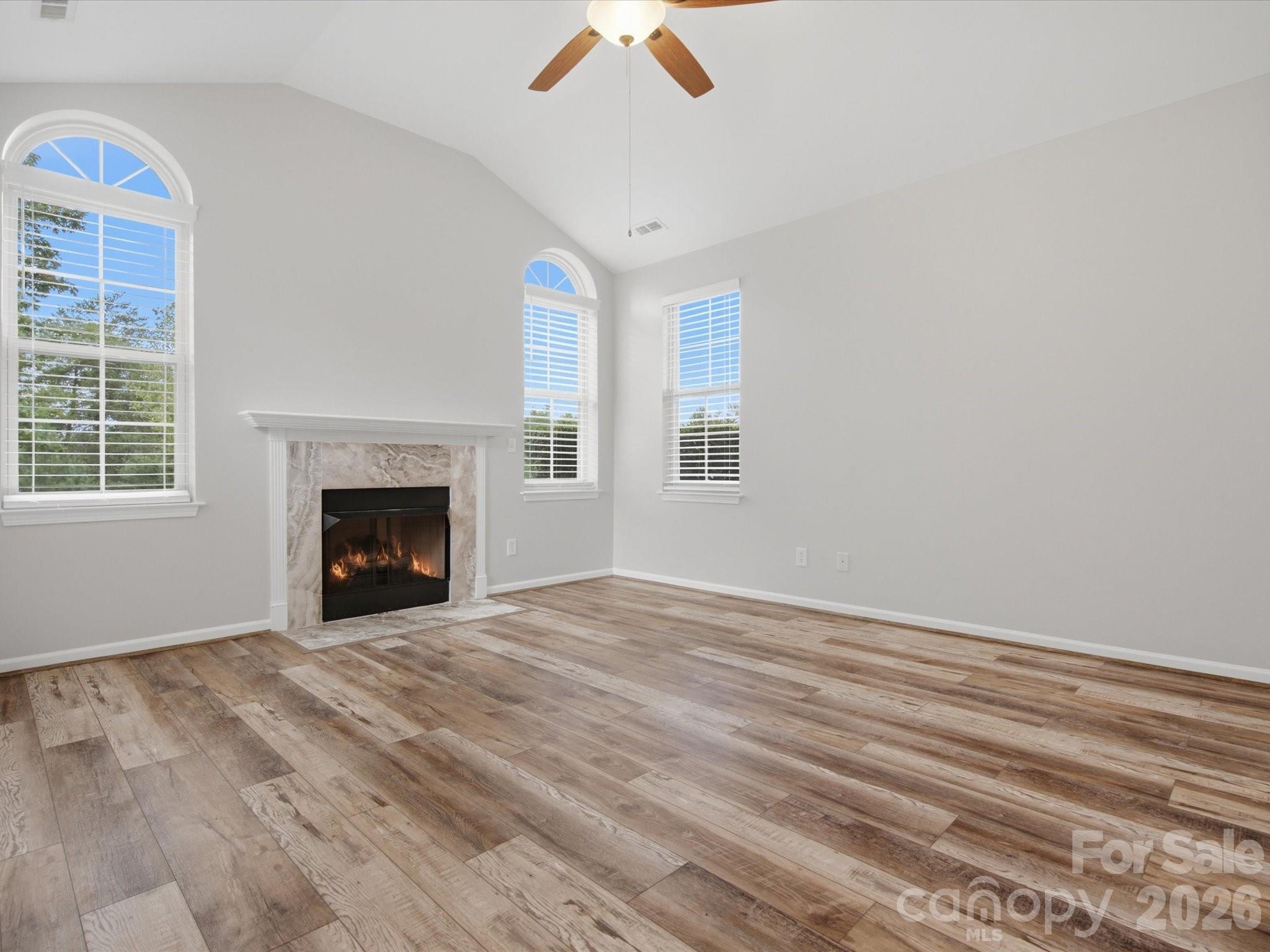 868 Ledgestone Court — Tega Cay