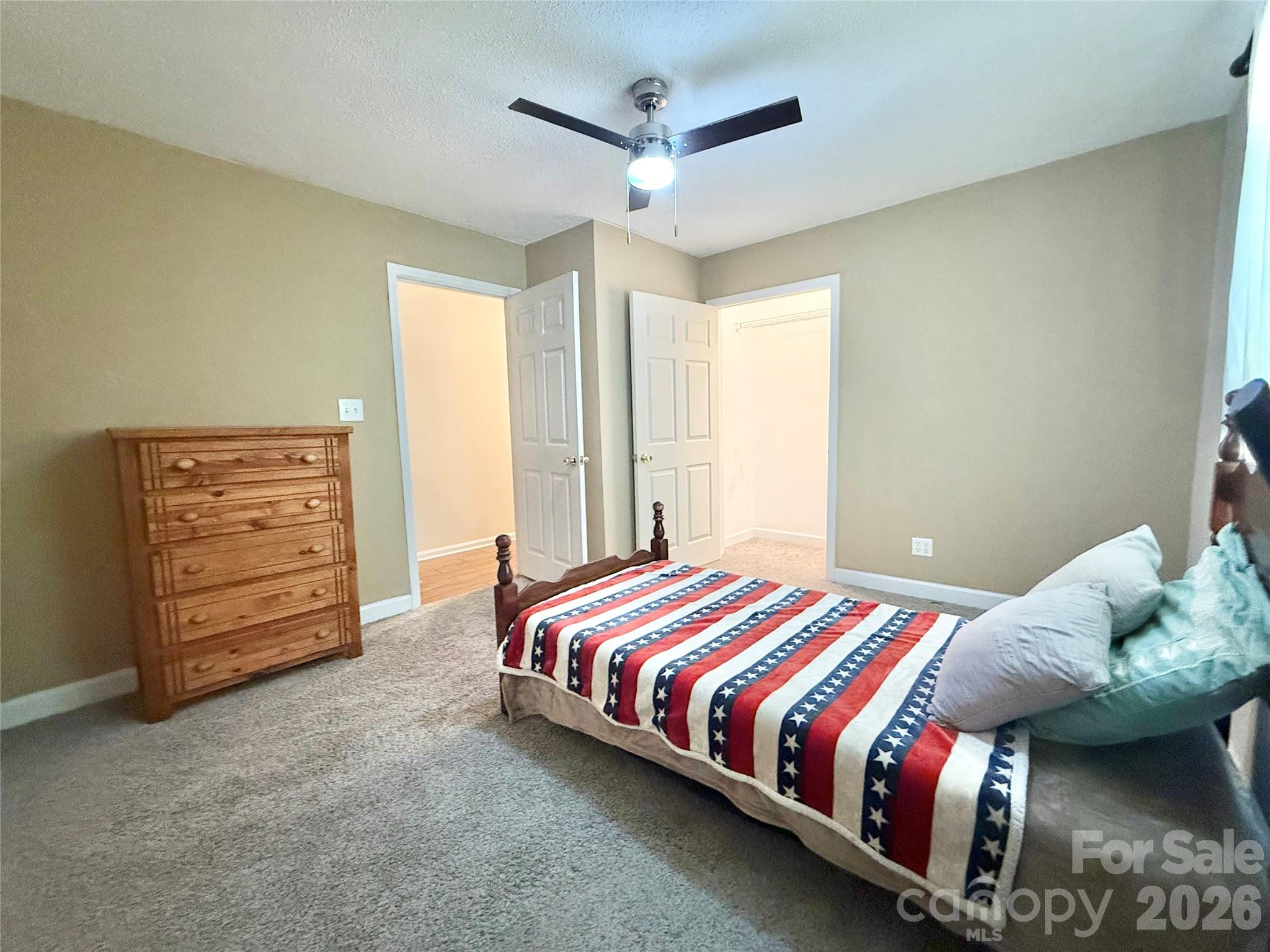 715 Grandview Road — Clover