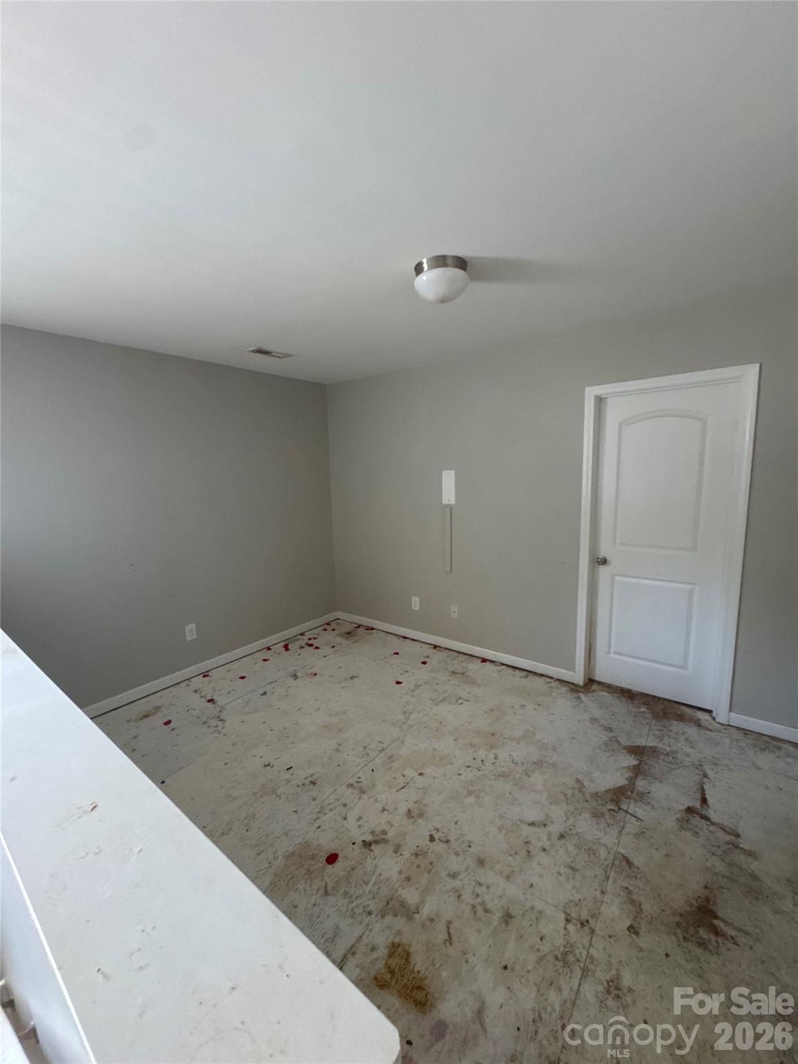 2122 Gillette Drive — Clover