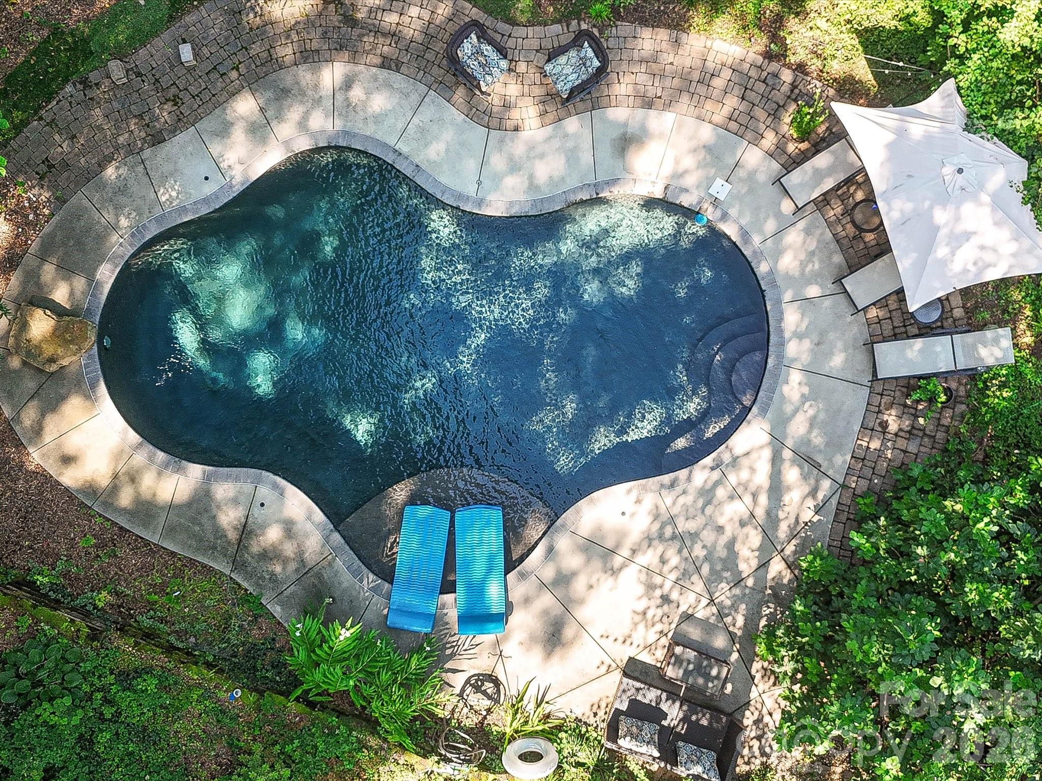 1538 Sterling Road — Charlotte
