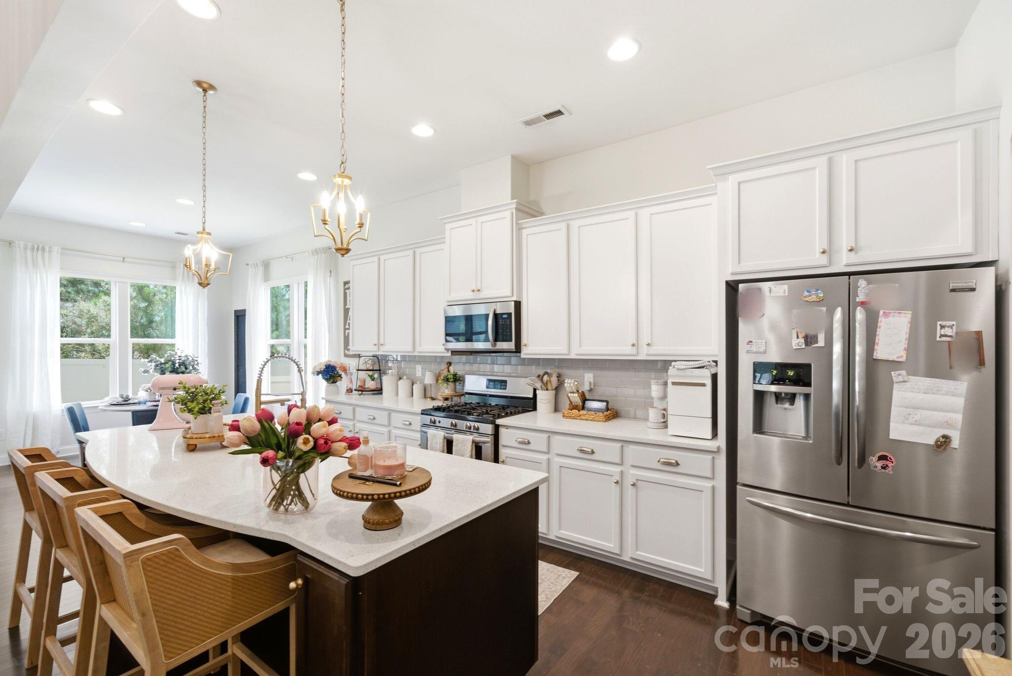2017 Pinyon Lane — Lancaster