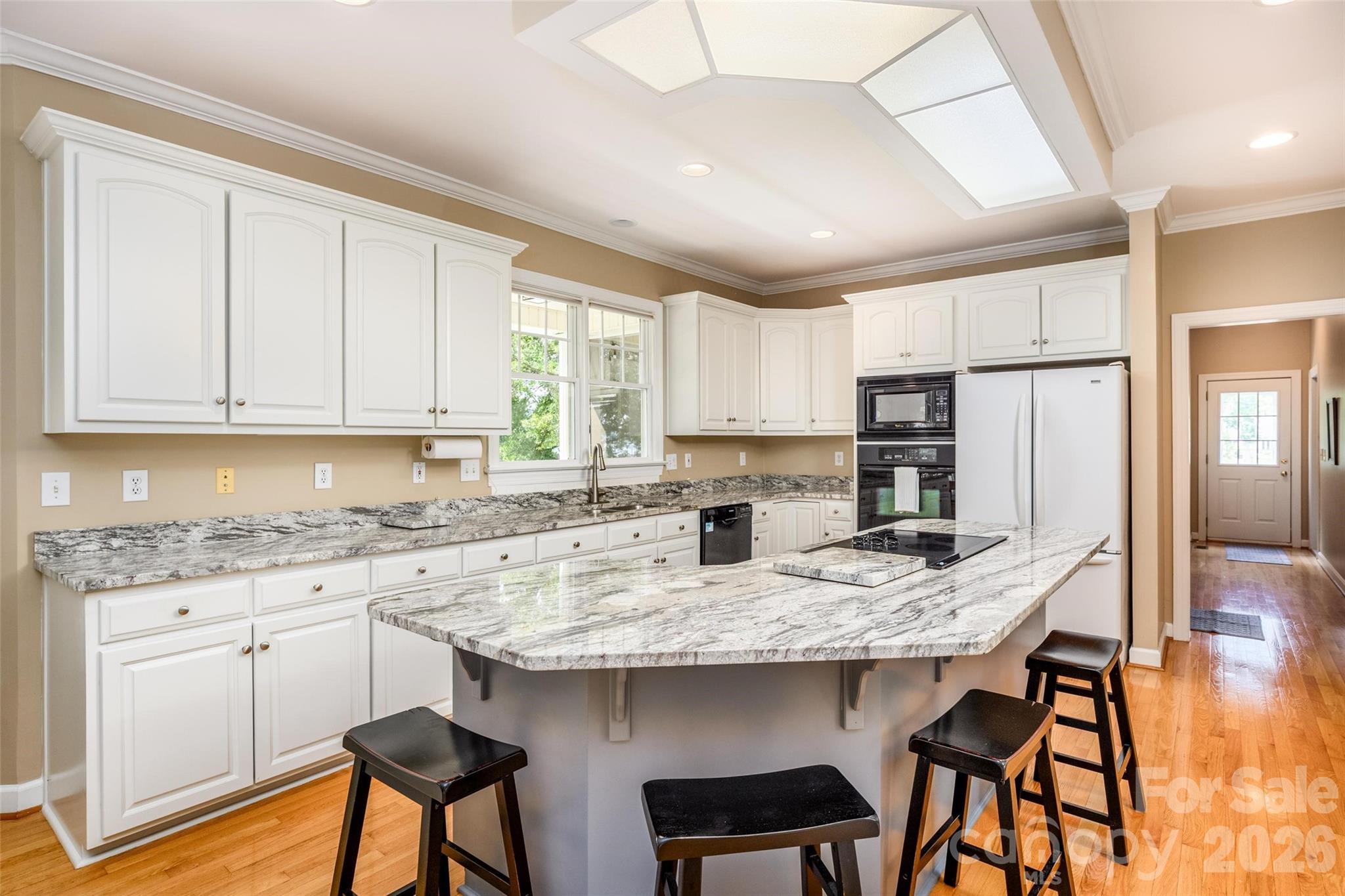 111 Leesburg Lane — Troutman