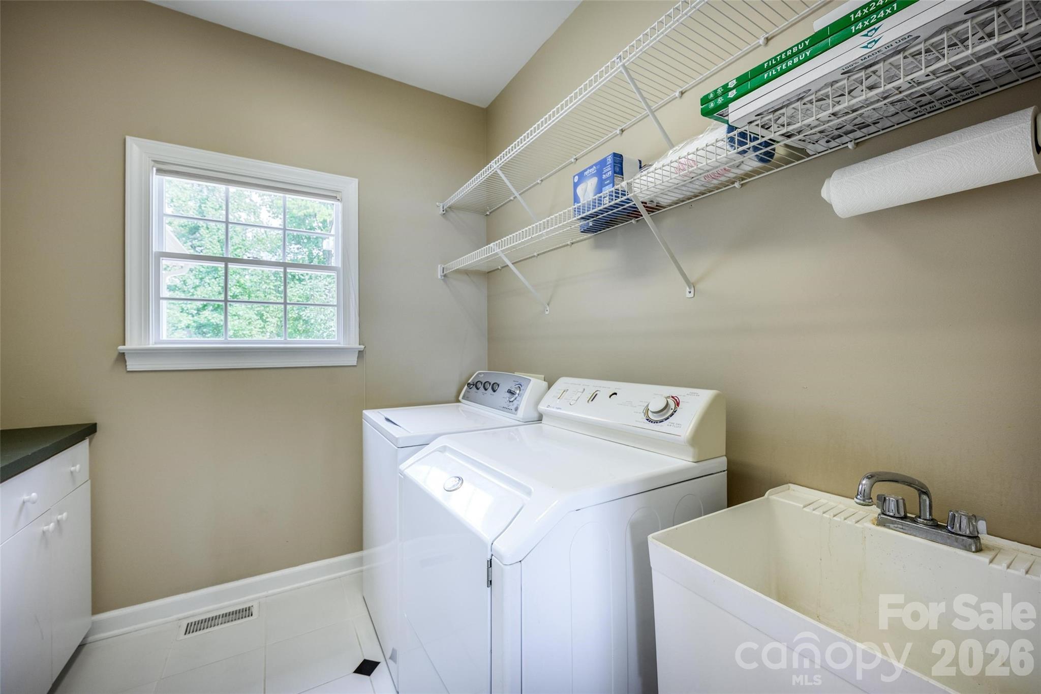 111 Leesburg Lane — Troutman