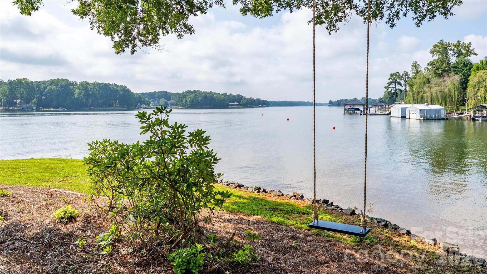 111 Leesburg Lane — Troutman