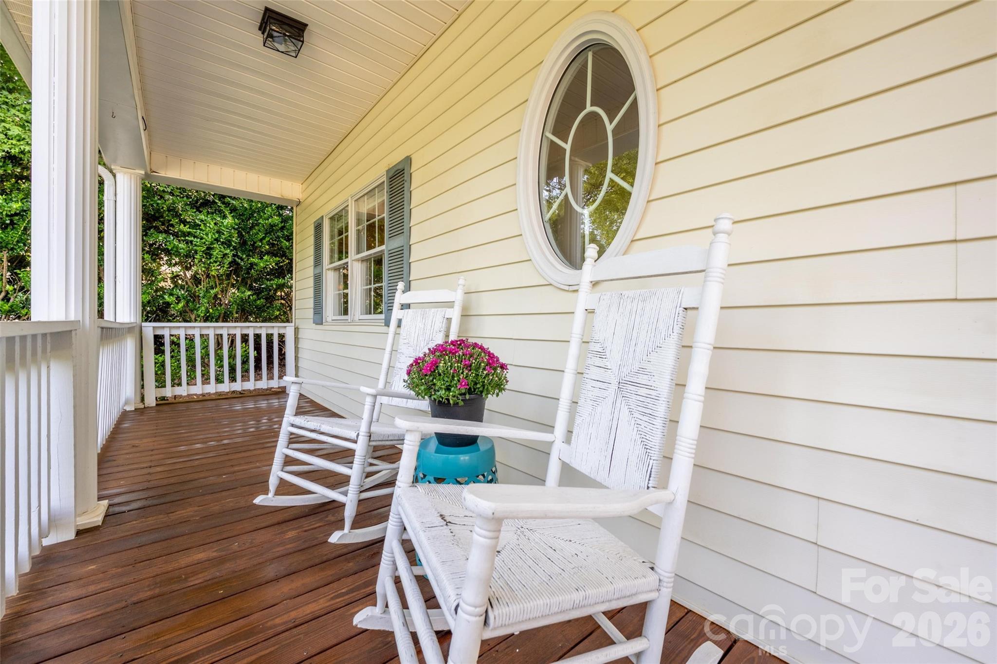 111 Leesburg Lane — Troutman