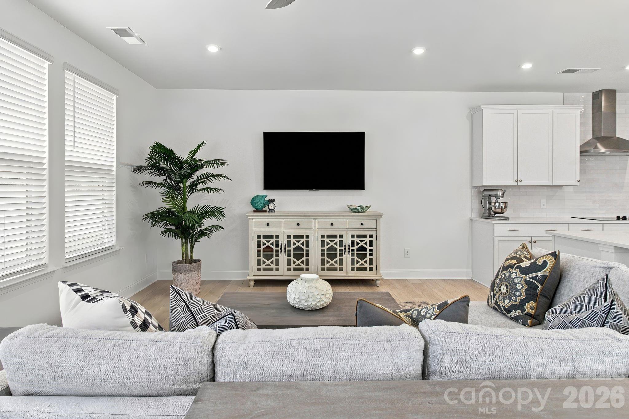 6007 Mariemont Circle — Charlotte