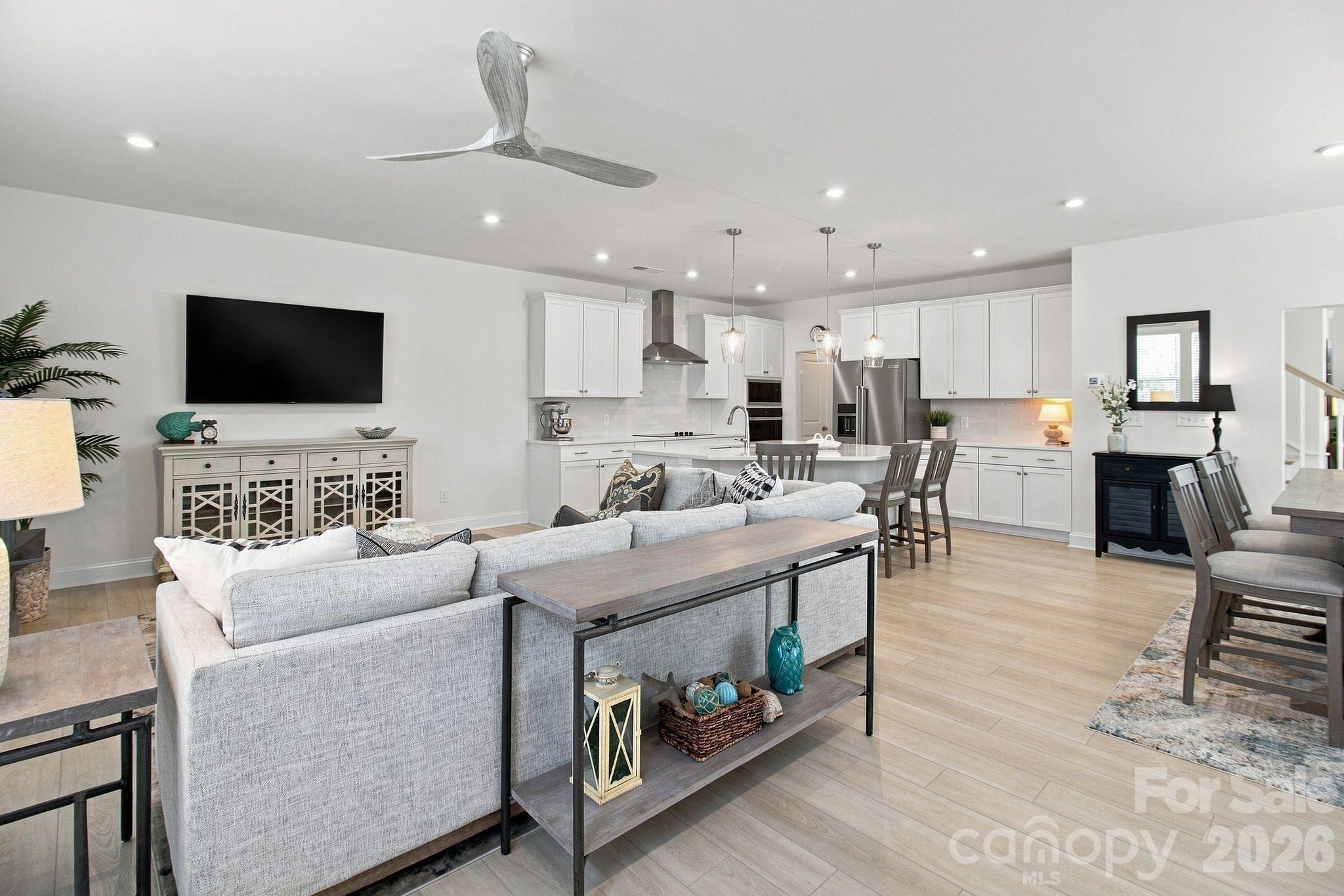 6007 Mariemont Circle — Charlotte