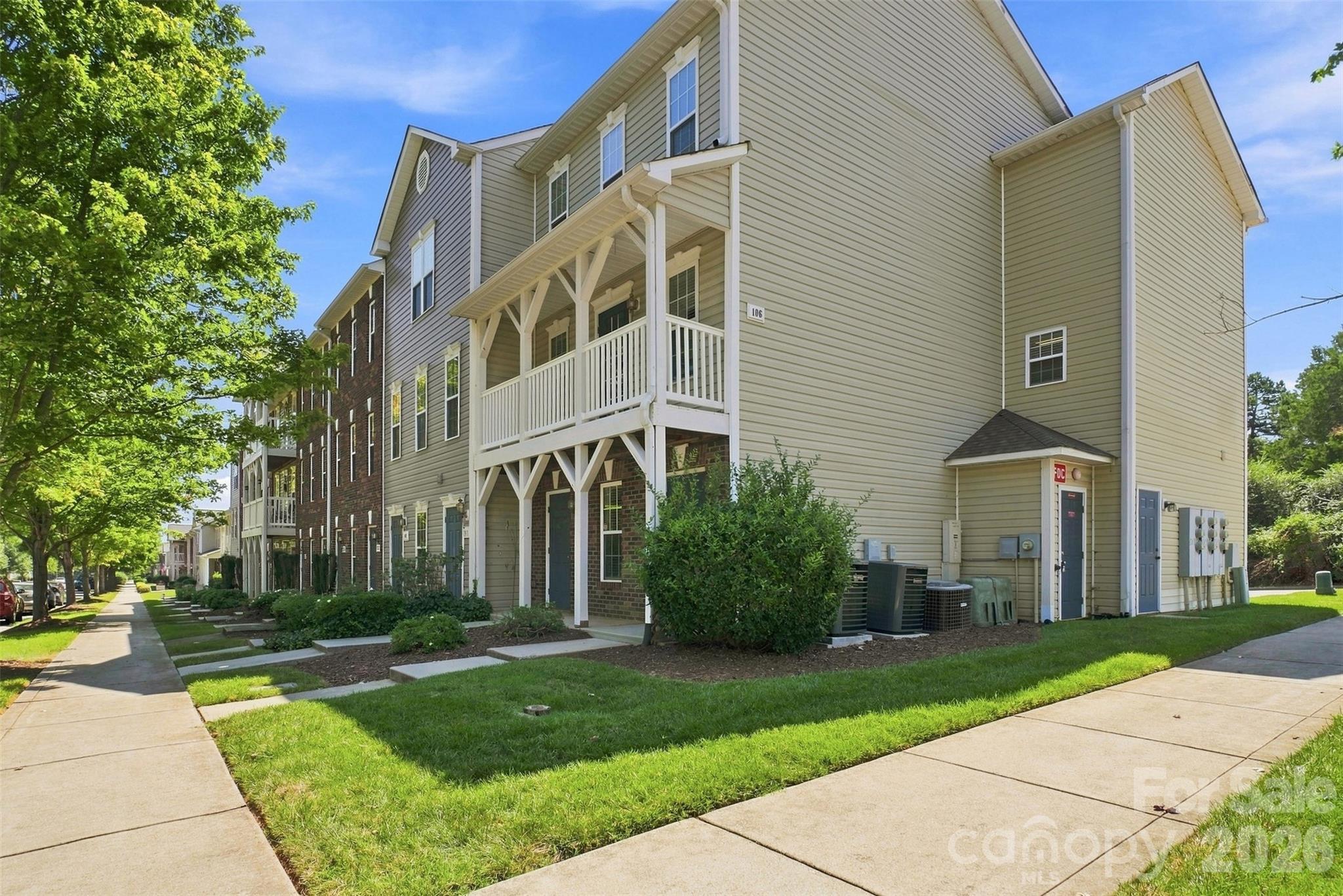 106 Locomotive Lane #201 — Mooresville