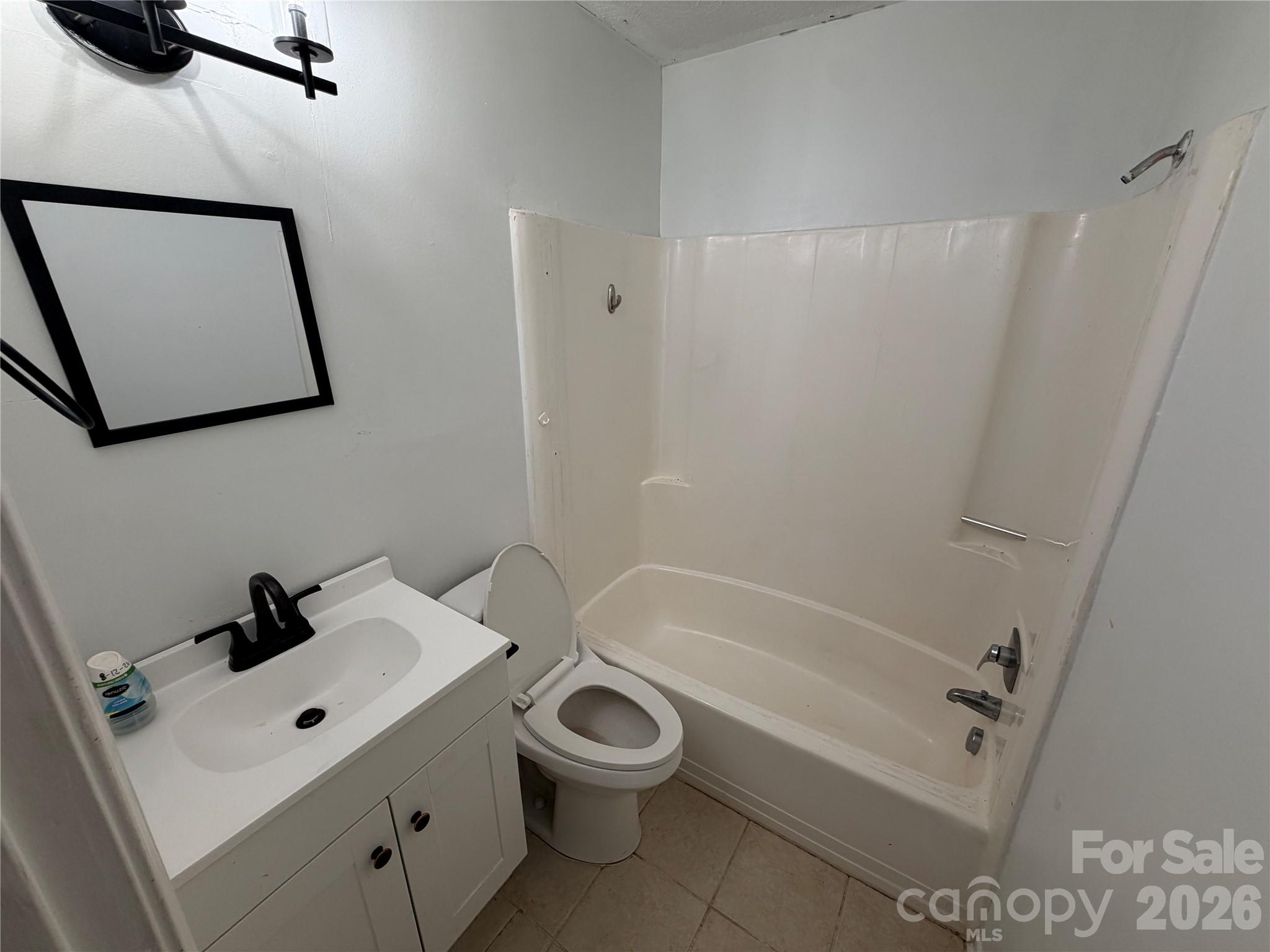 517 Goldwater Street — Shelby