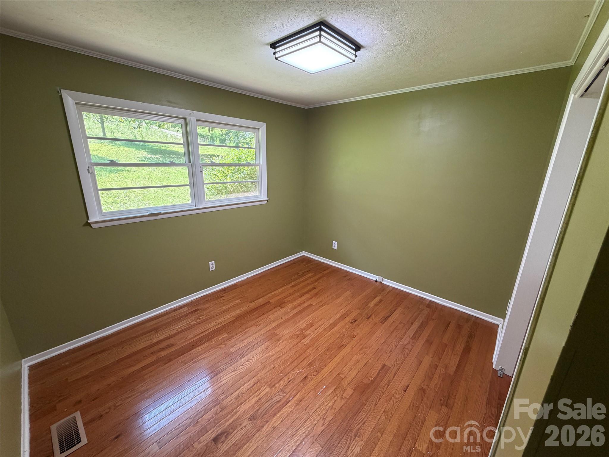 517 Goldwater Street — Shelby