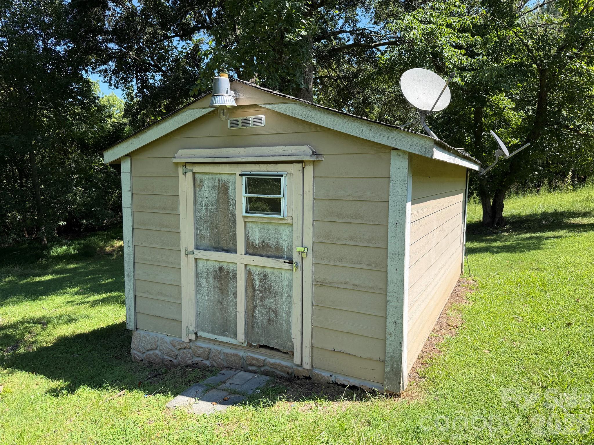 517 Goldwater Street — Shelby