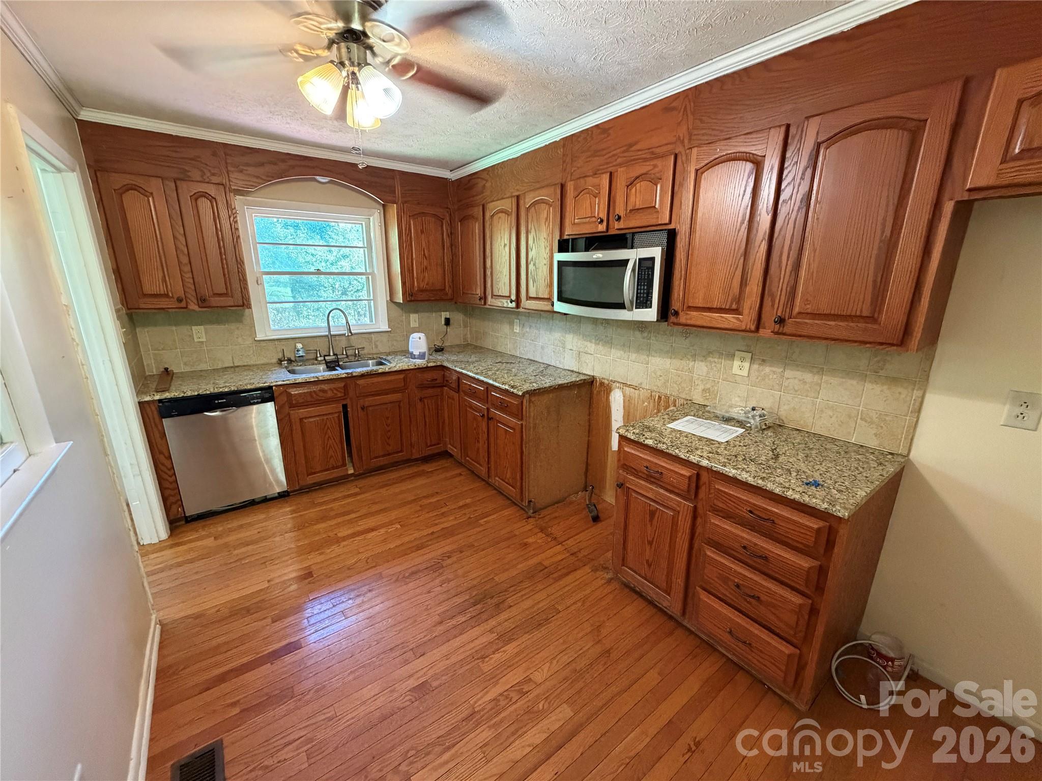 517 Goldwater Street — Shelby