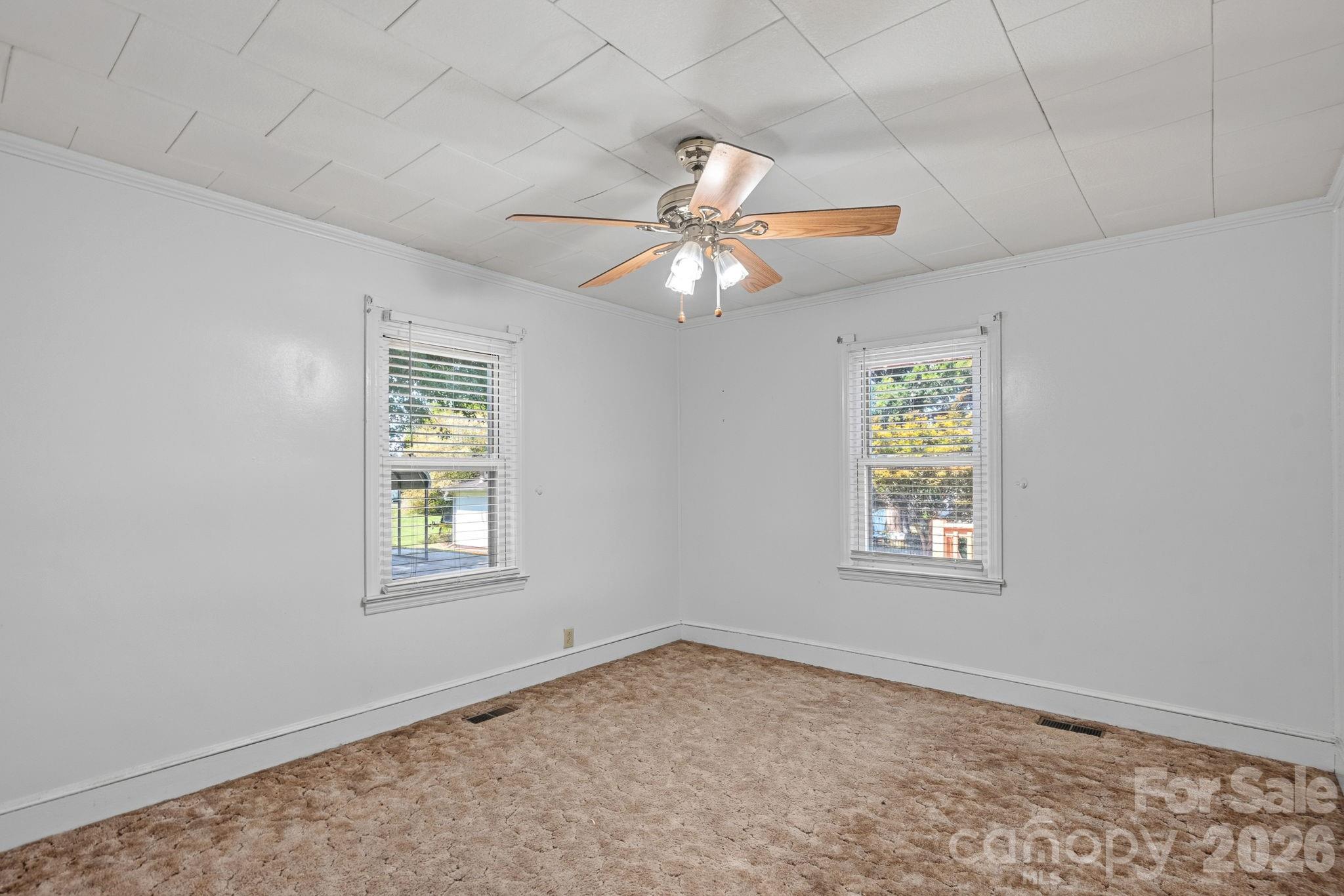 1127 Thompson Avenue — Charlotte