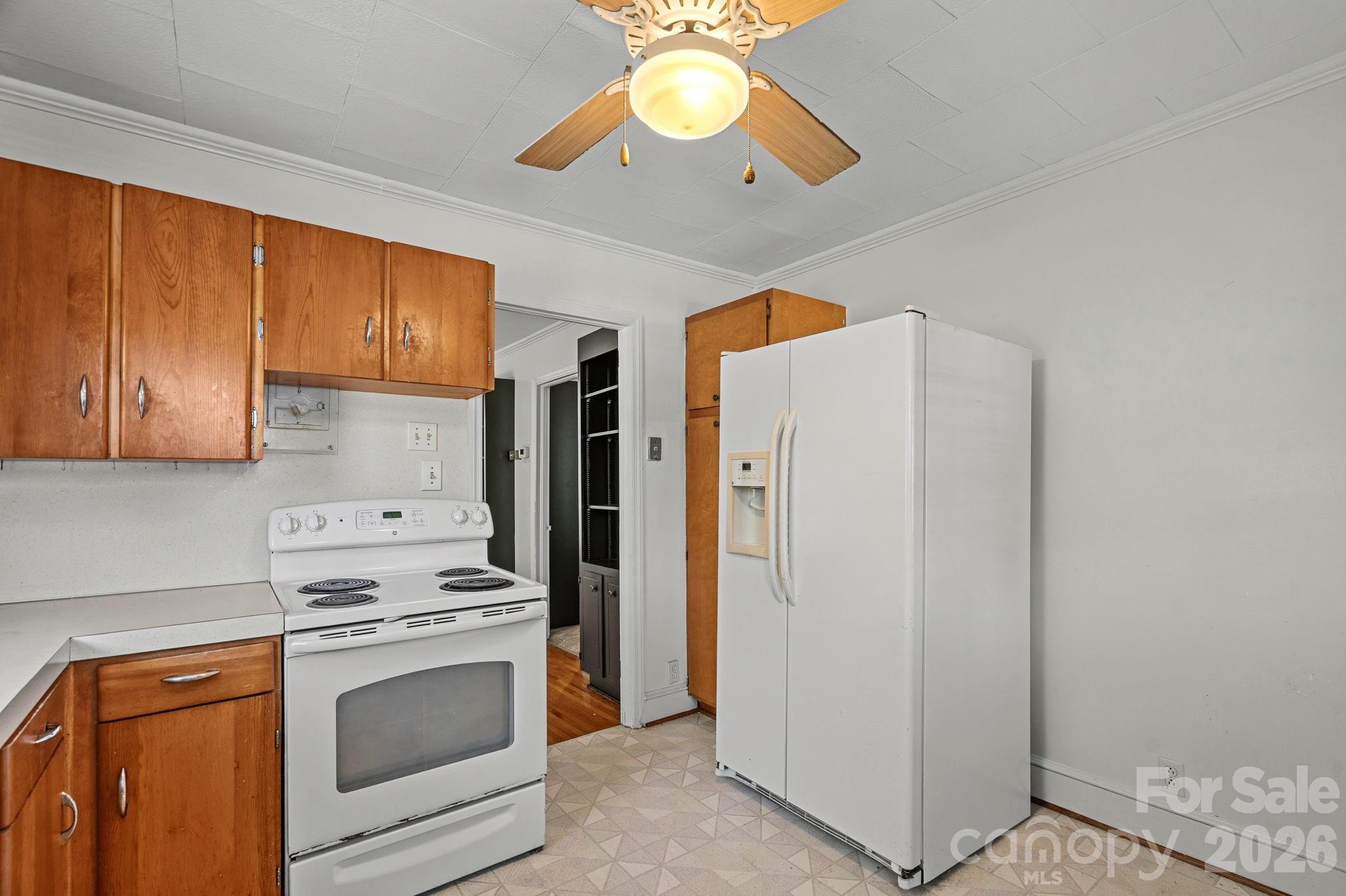 1127 Thompson Avenue — Charlotte