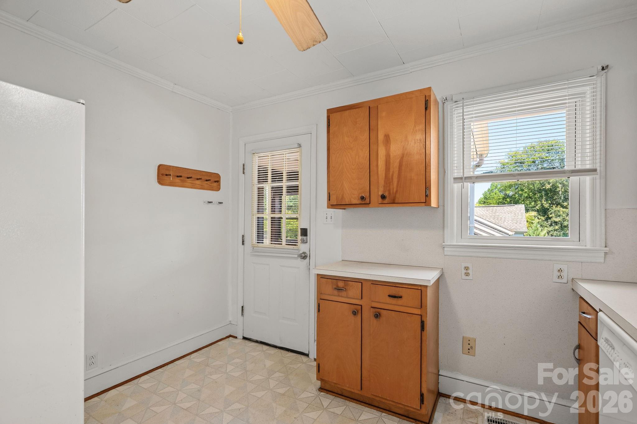1127 Thompson Avenue — Charlotte