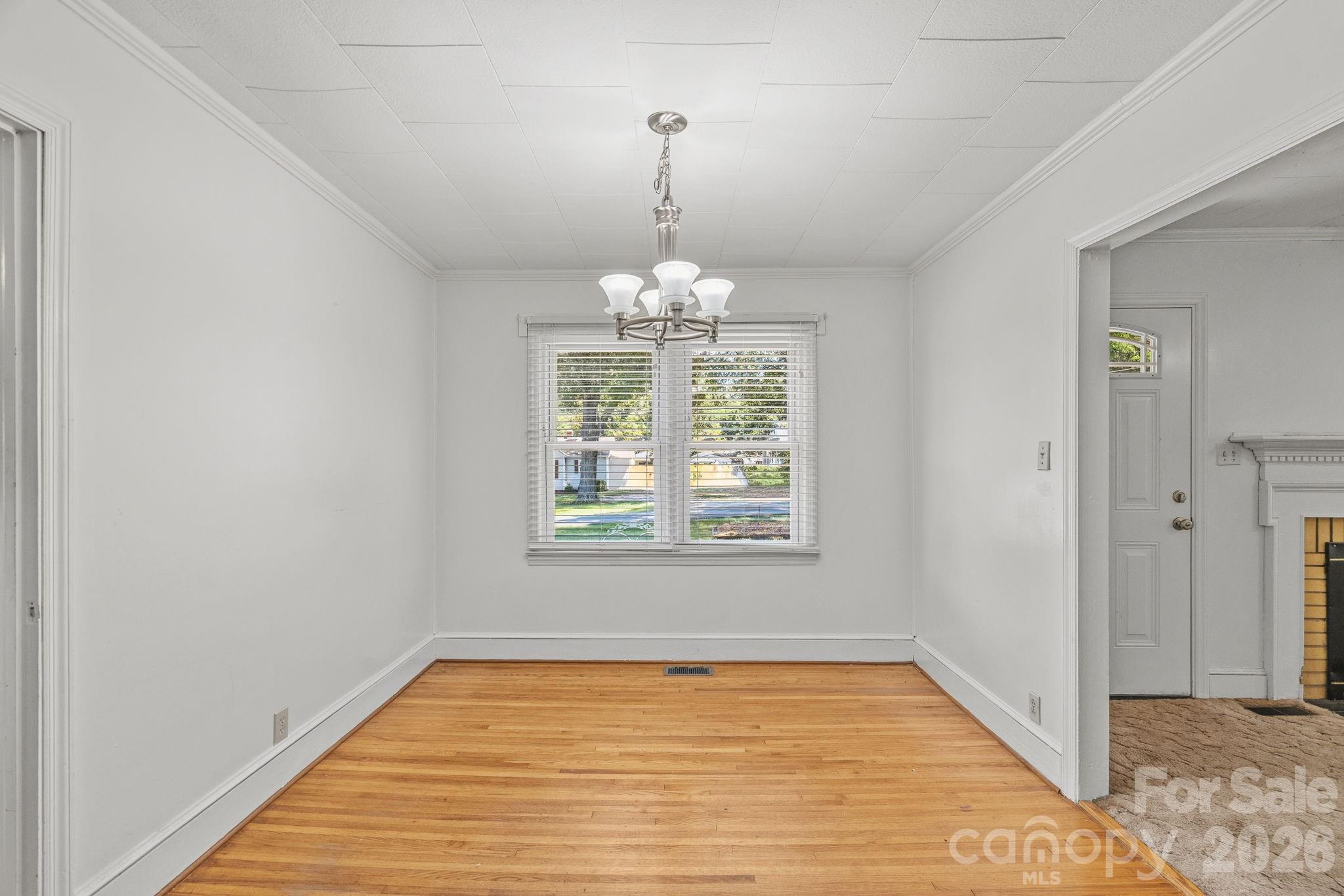 1127 Thompson Avenue — Charlotte