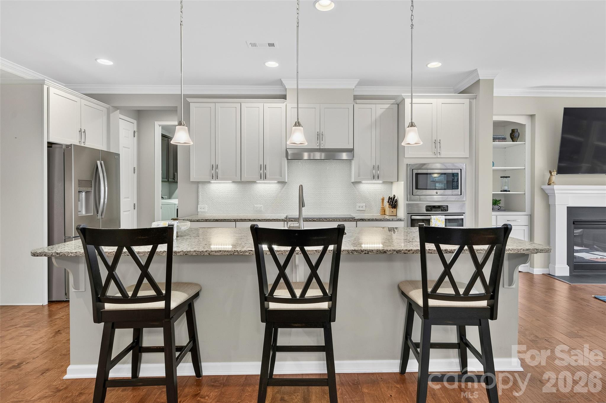 8829 Bur Lane — Huntersville