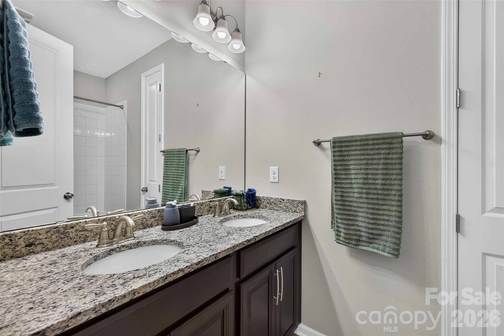 8829 Bur Lane — Huntersville
