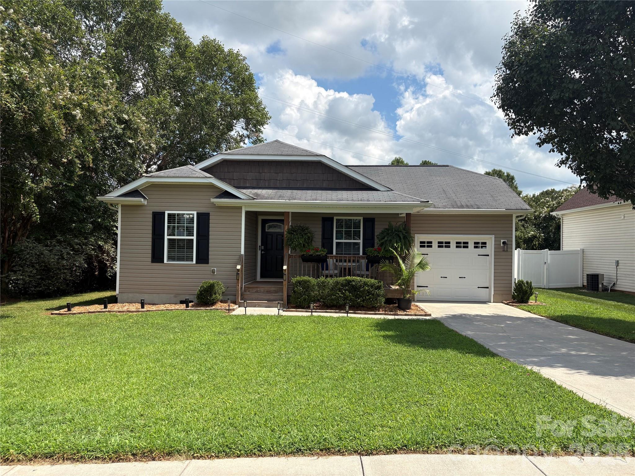 128 Mallory Tai Drive — Lincolnton