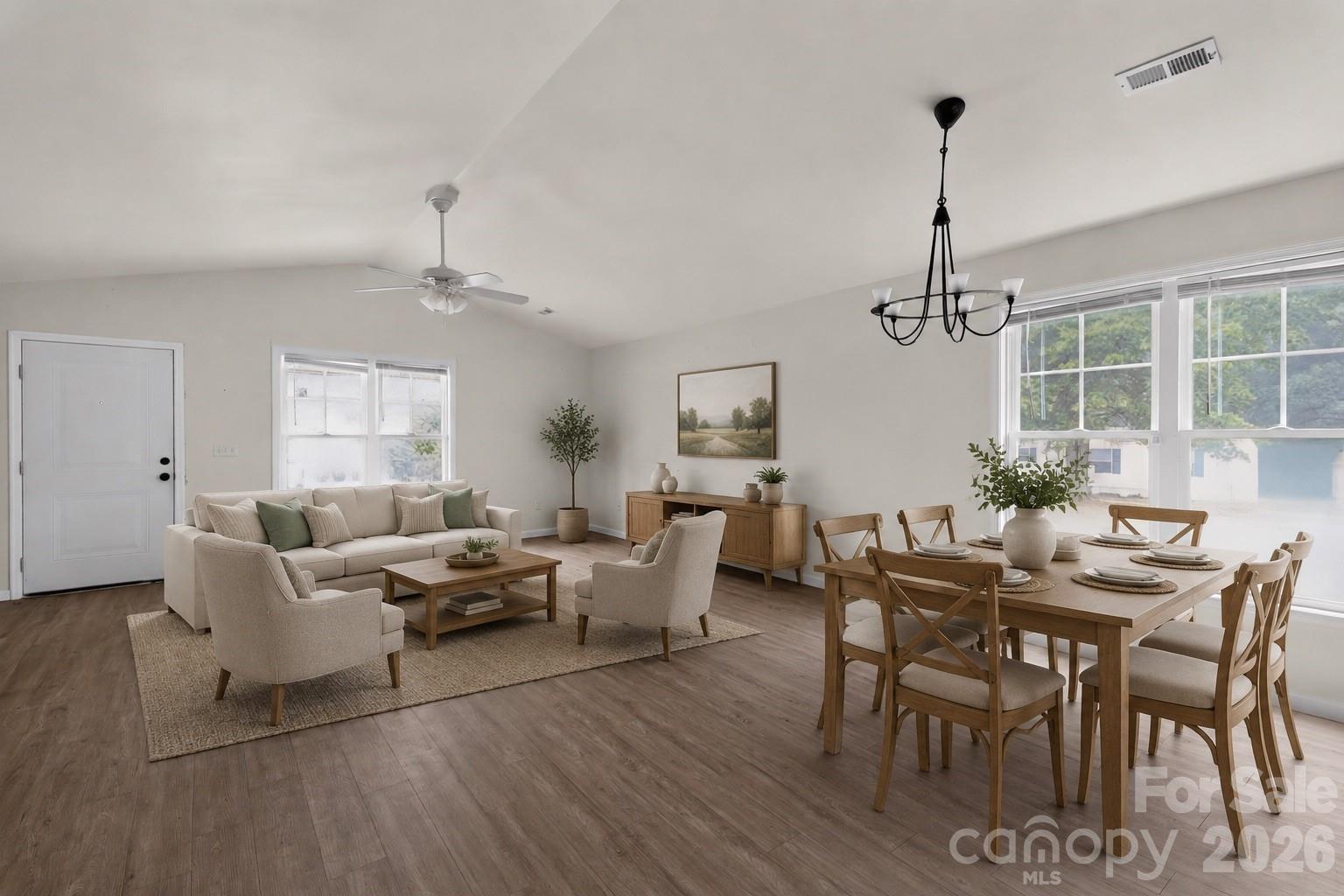 206 Dillon Drive — Clinton