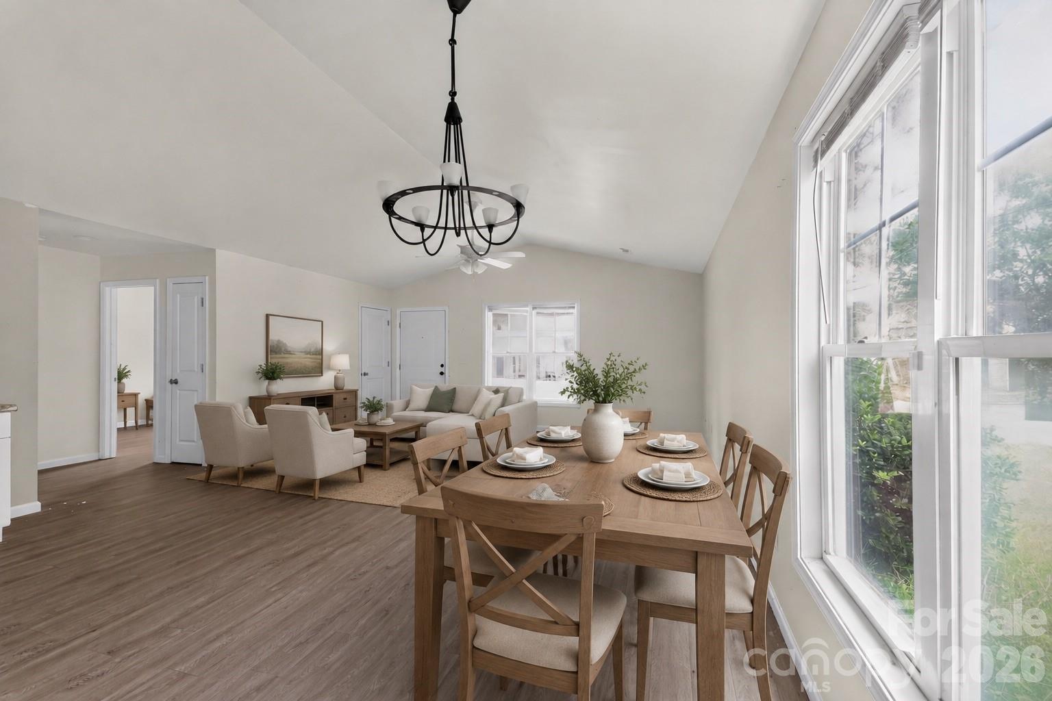 206 Dillon Drive — Clinton