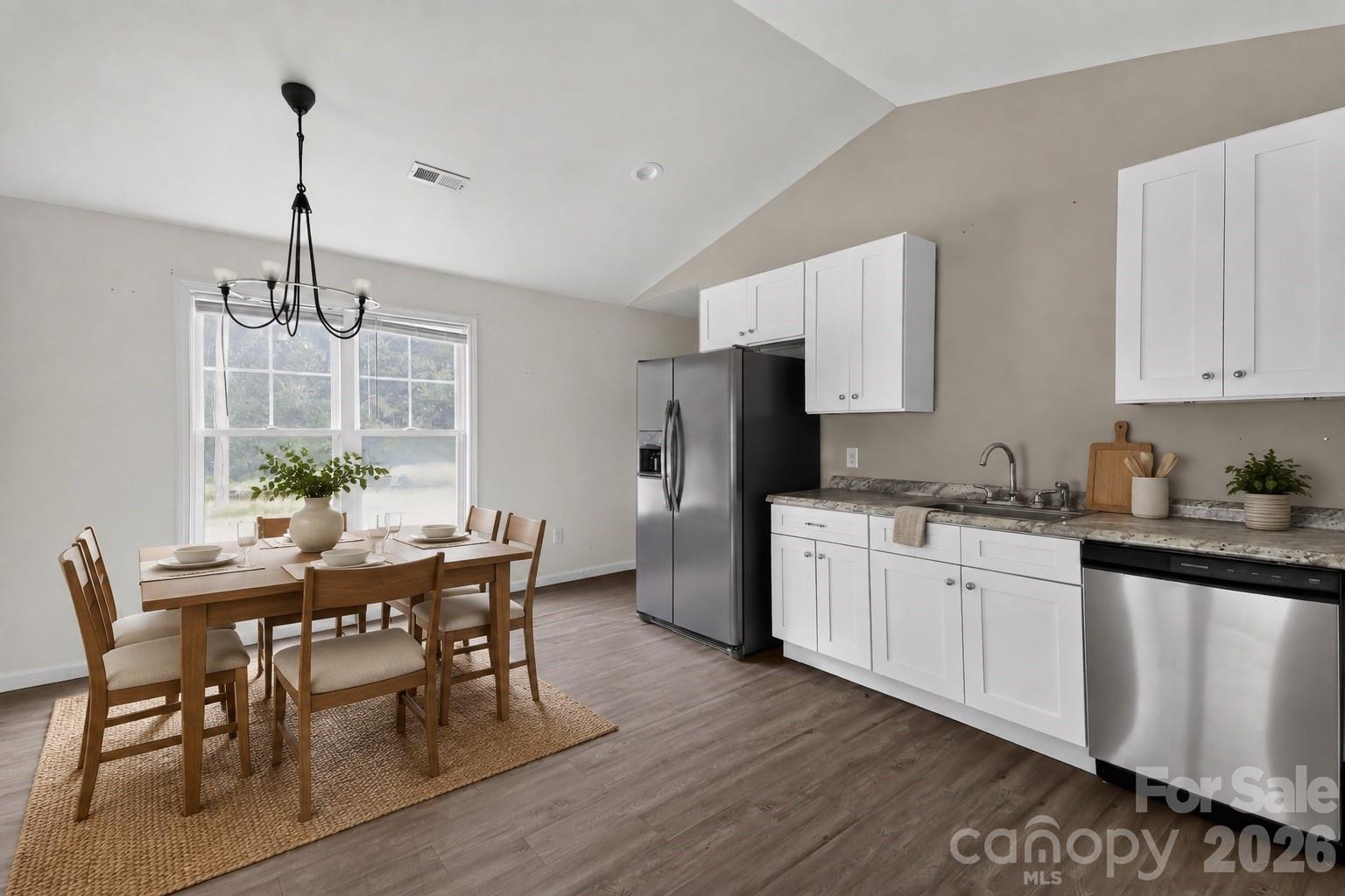 206 Dillon Drive — Clinton