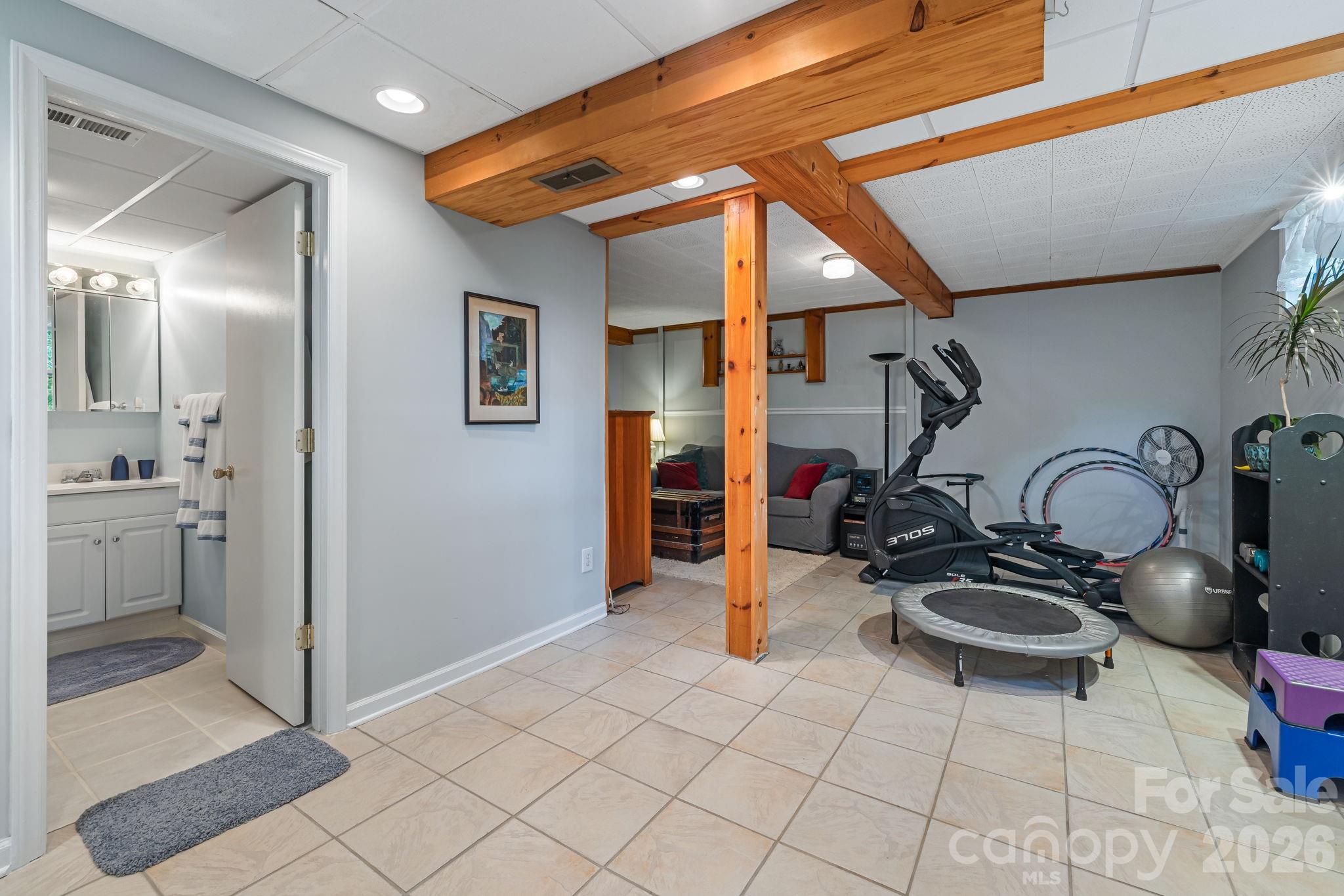 49 White Pine Drive — Asheville