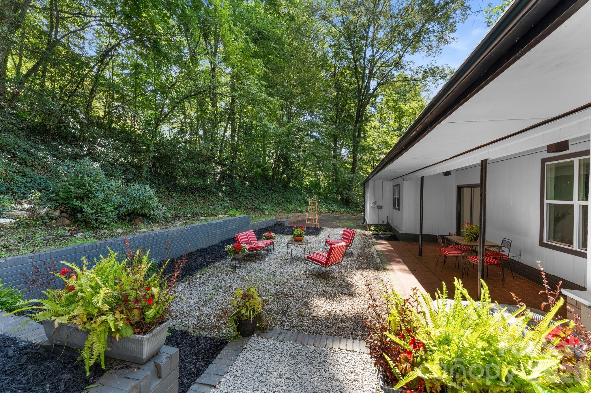 103 Riverwood Drive — Sylva