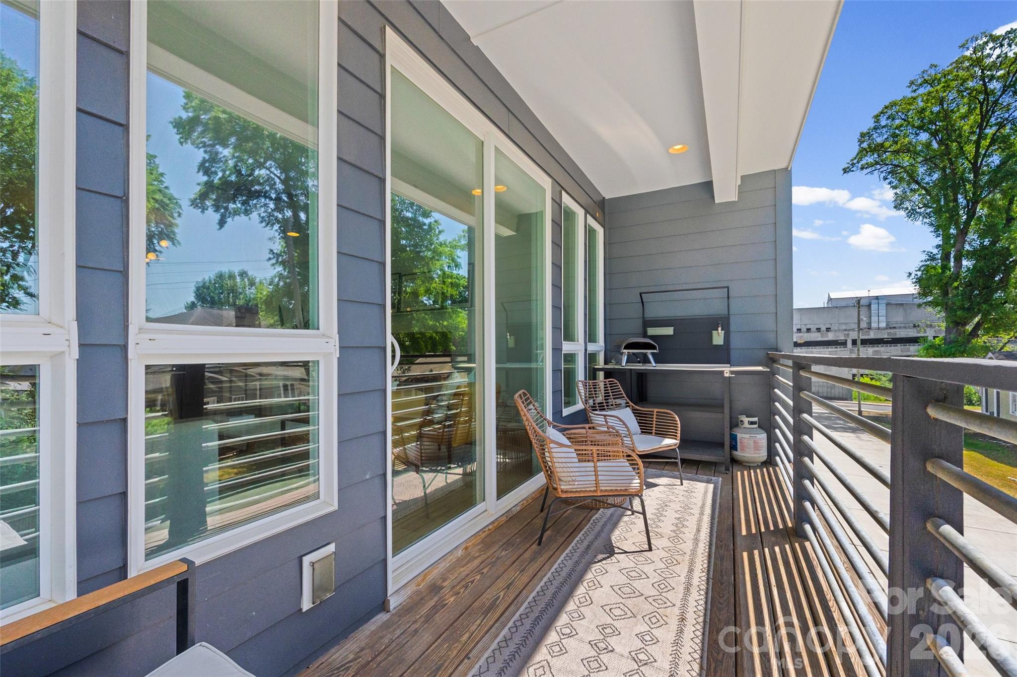 1633 Duckworth Avenue — Charlotte