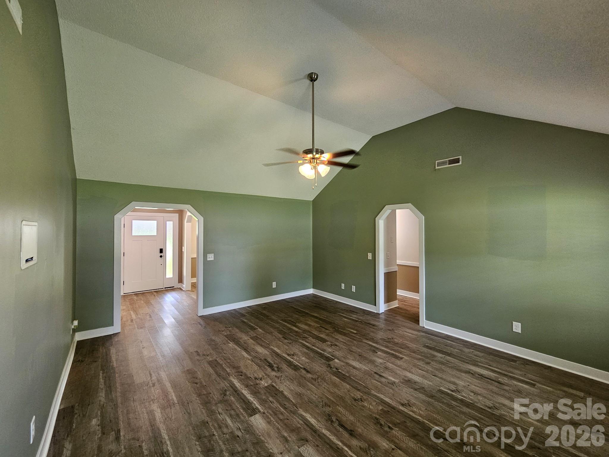 1035 Waterway Drive — Sumter