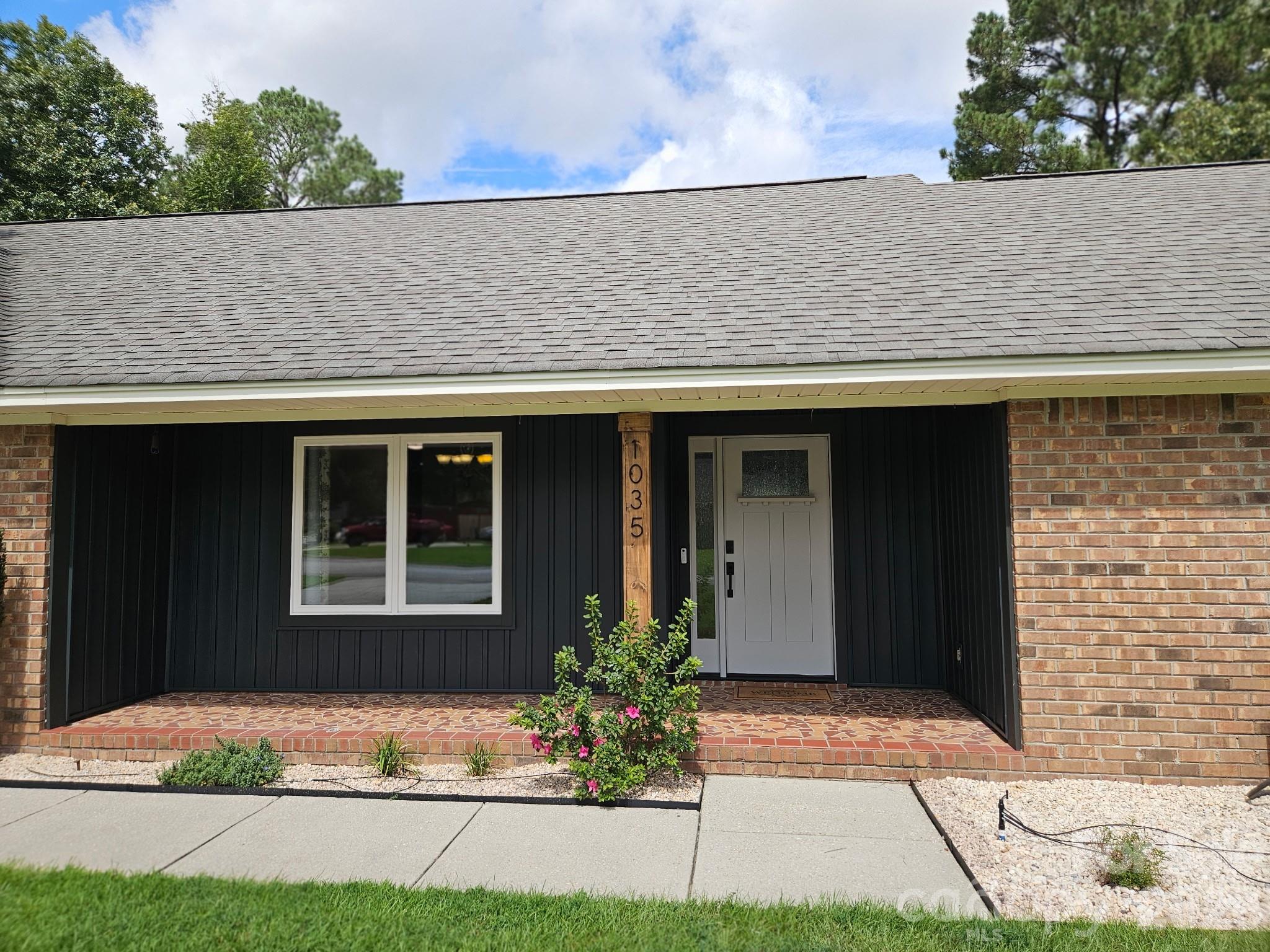 1035 Waterway Drive — Sumter