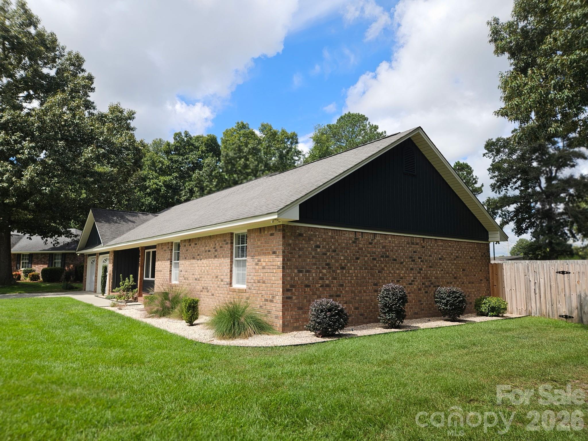 1035 Waterway Drive — Sumter