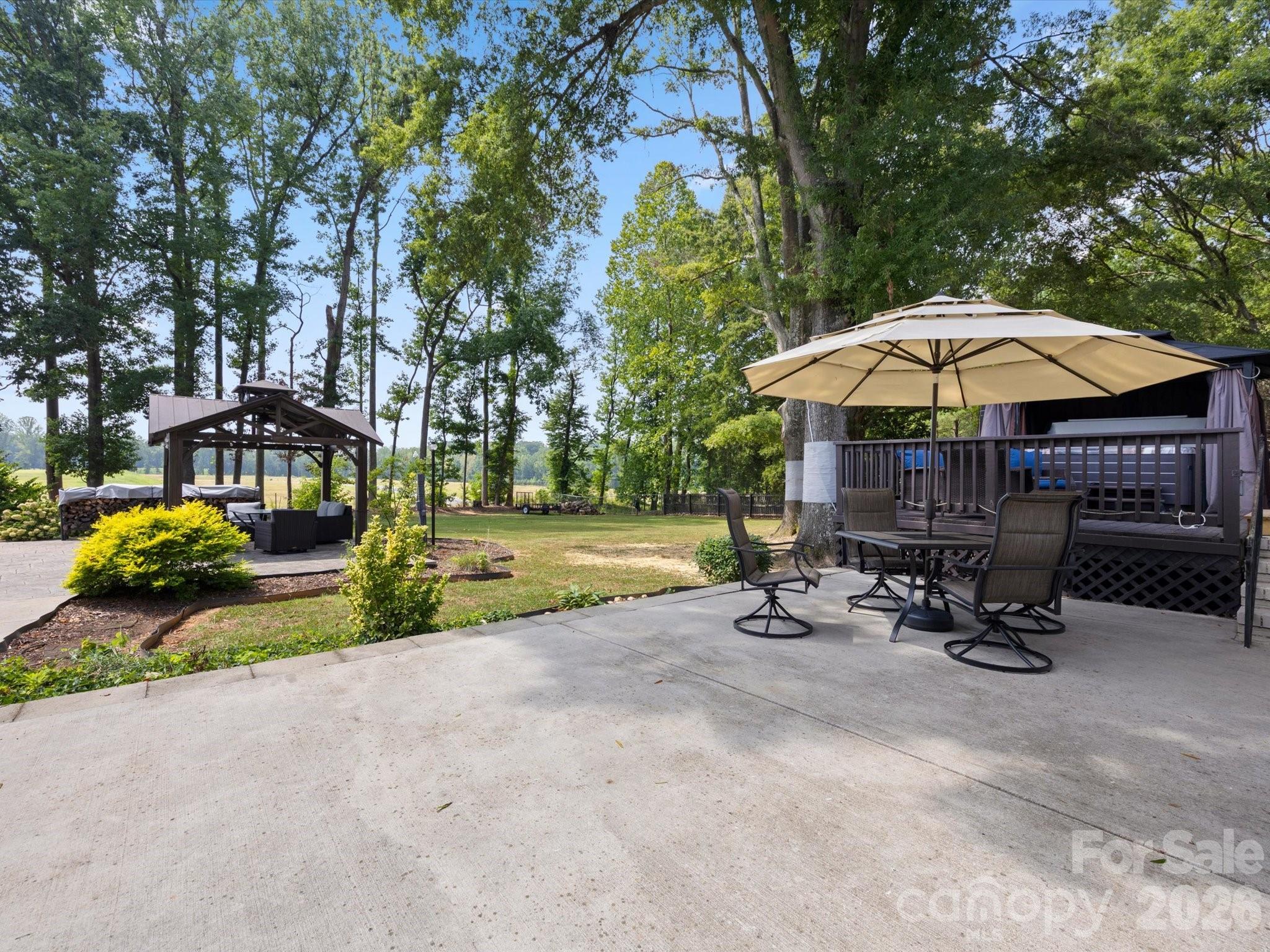 133 Franklin Drive — Mooresville
