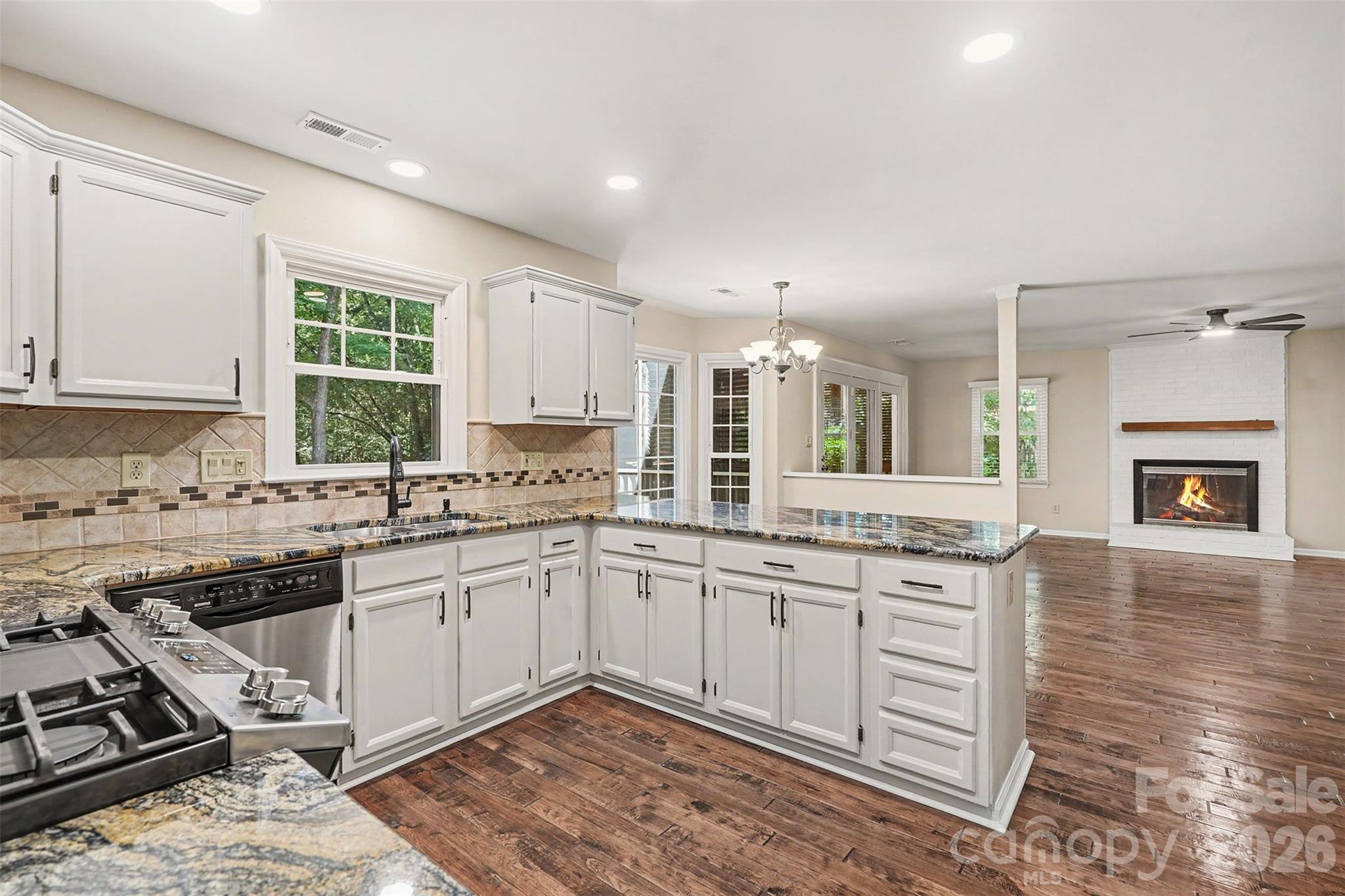 6443 High Creek Court — Charlotte
