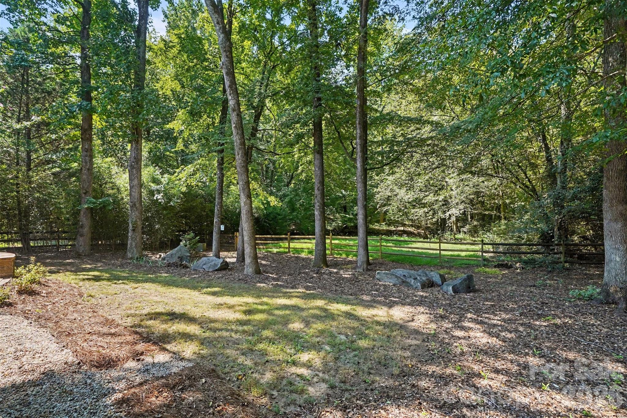 6443 High Creek Court — Charlotte