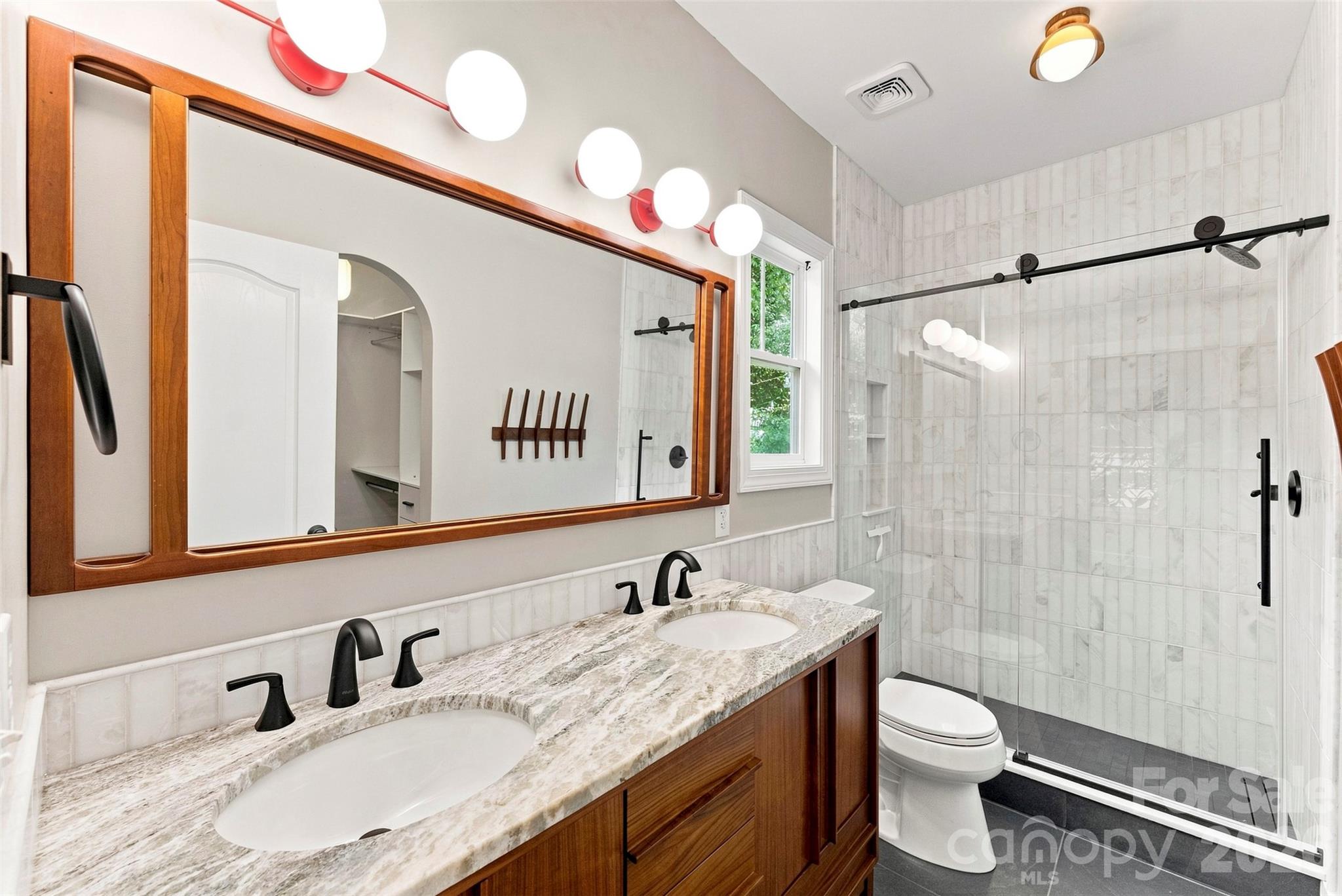 14100 Garden District Row — Huntersville
