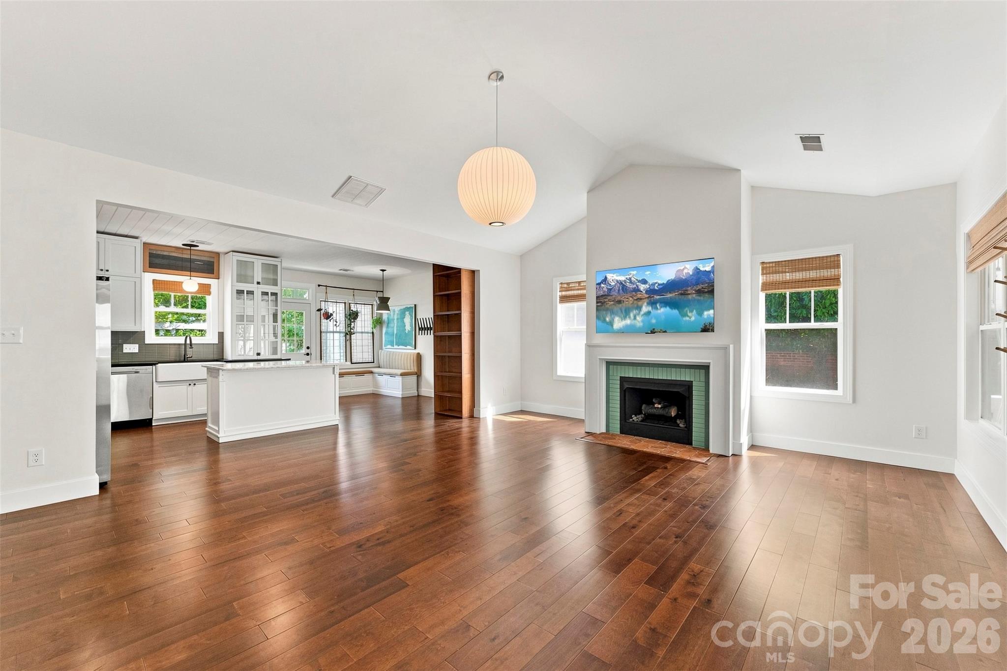 14100 Garden District Row — Huntersville