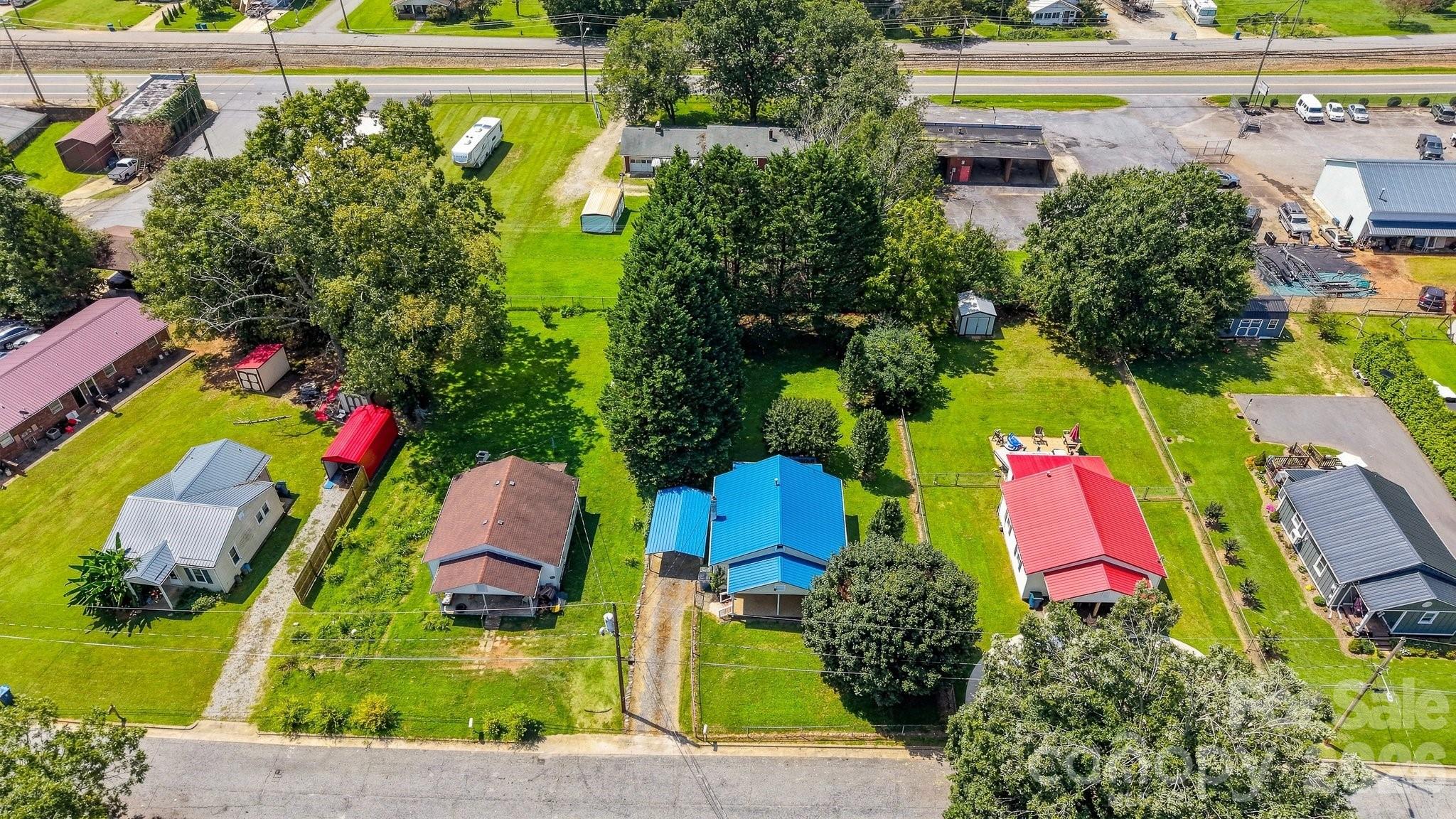 8 Crescent Street — Granite Falls