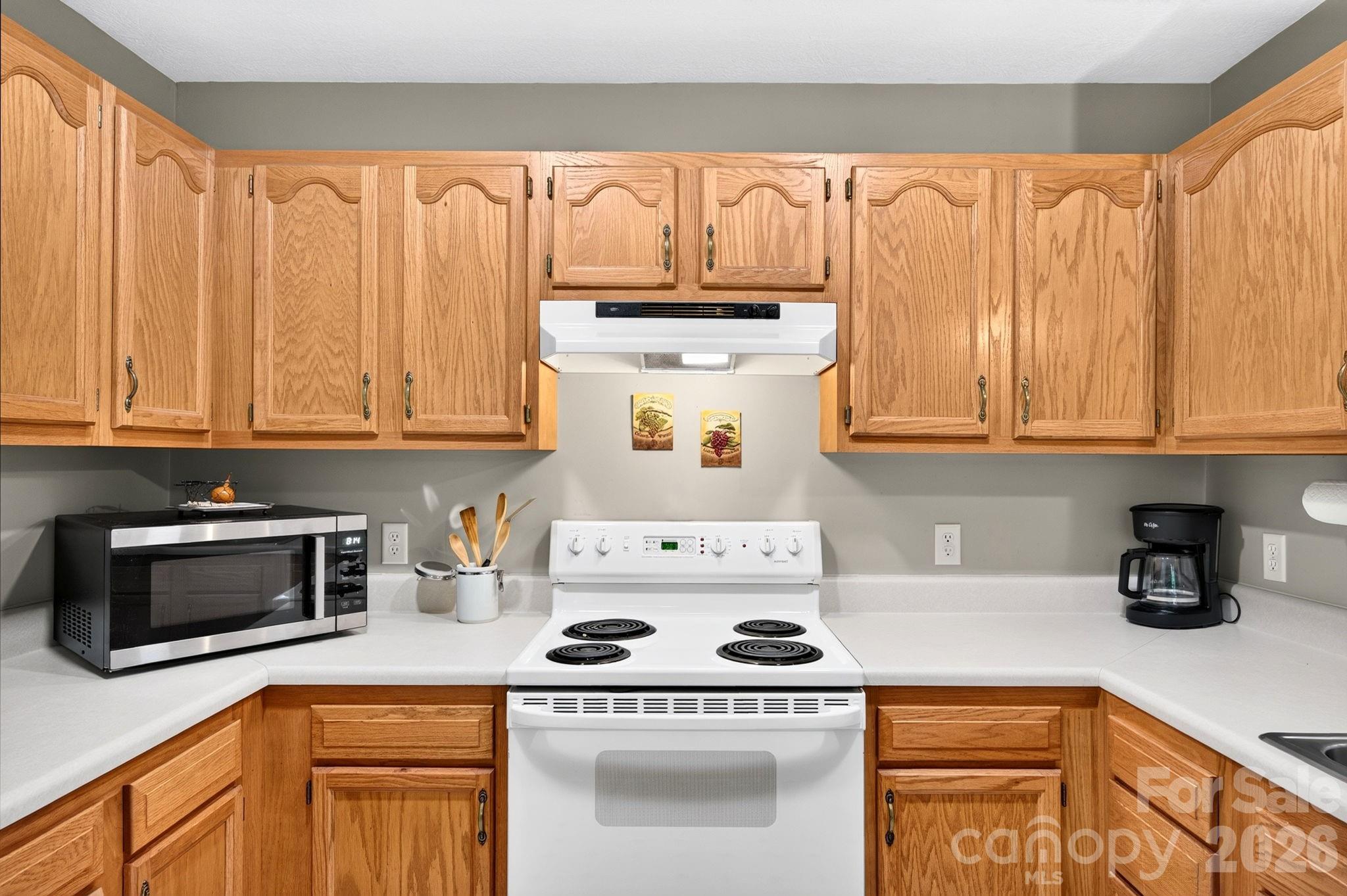 336 Hidden Creek Lane — Burnsville