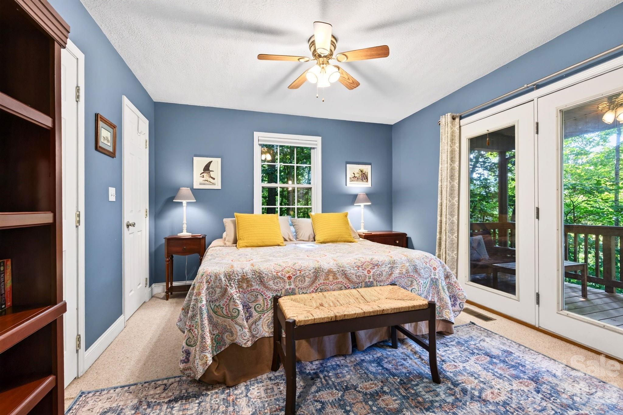336 Hidden Creek Lane — Burnsville
