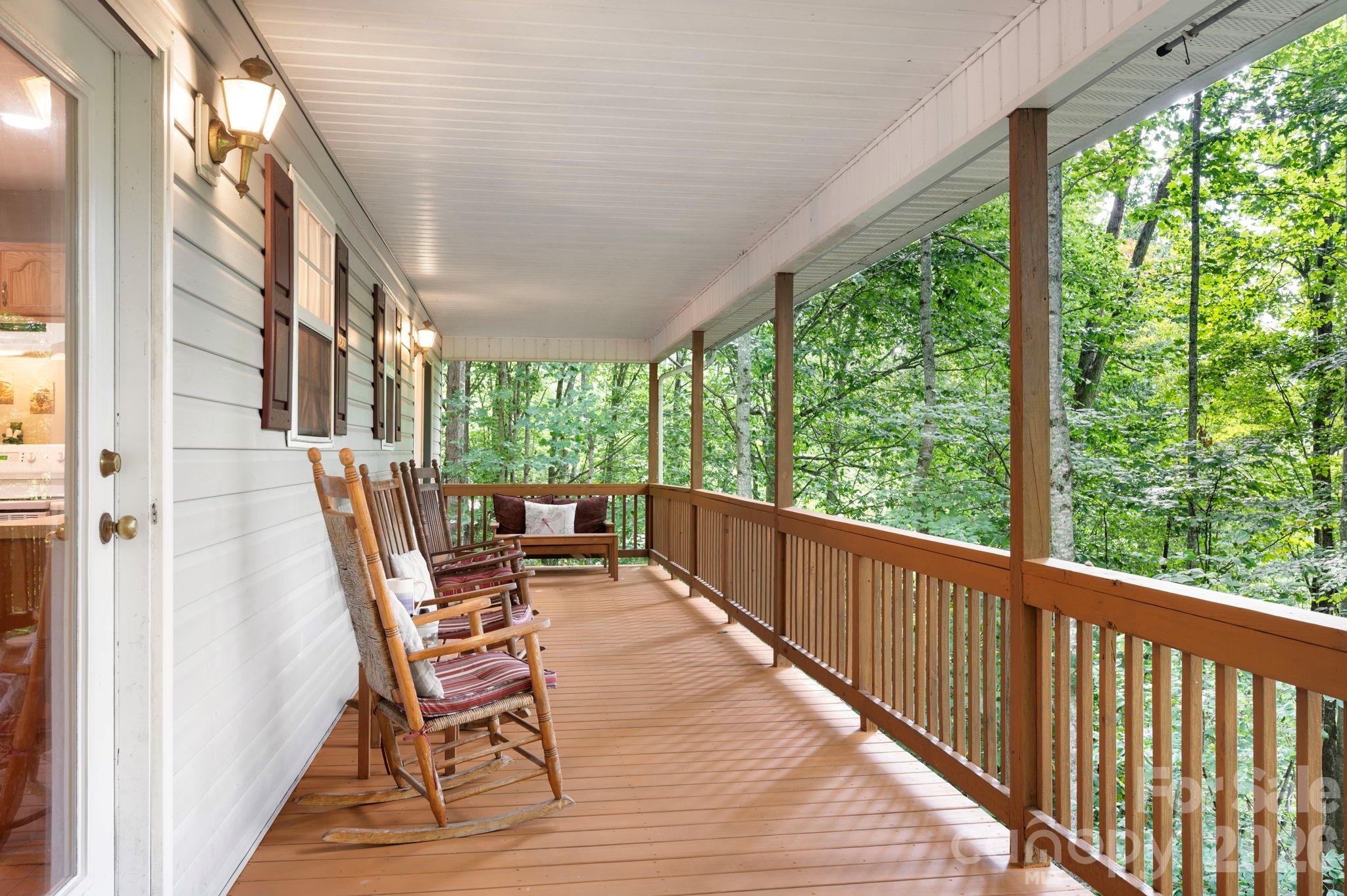 336 Hidden Creek Lane — Burnsville