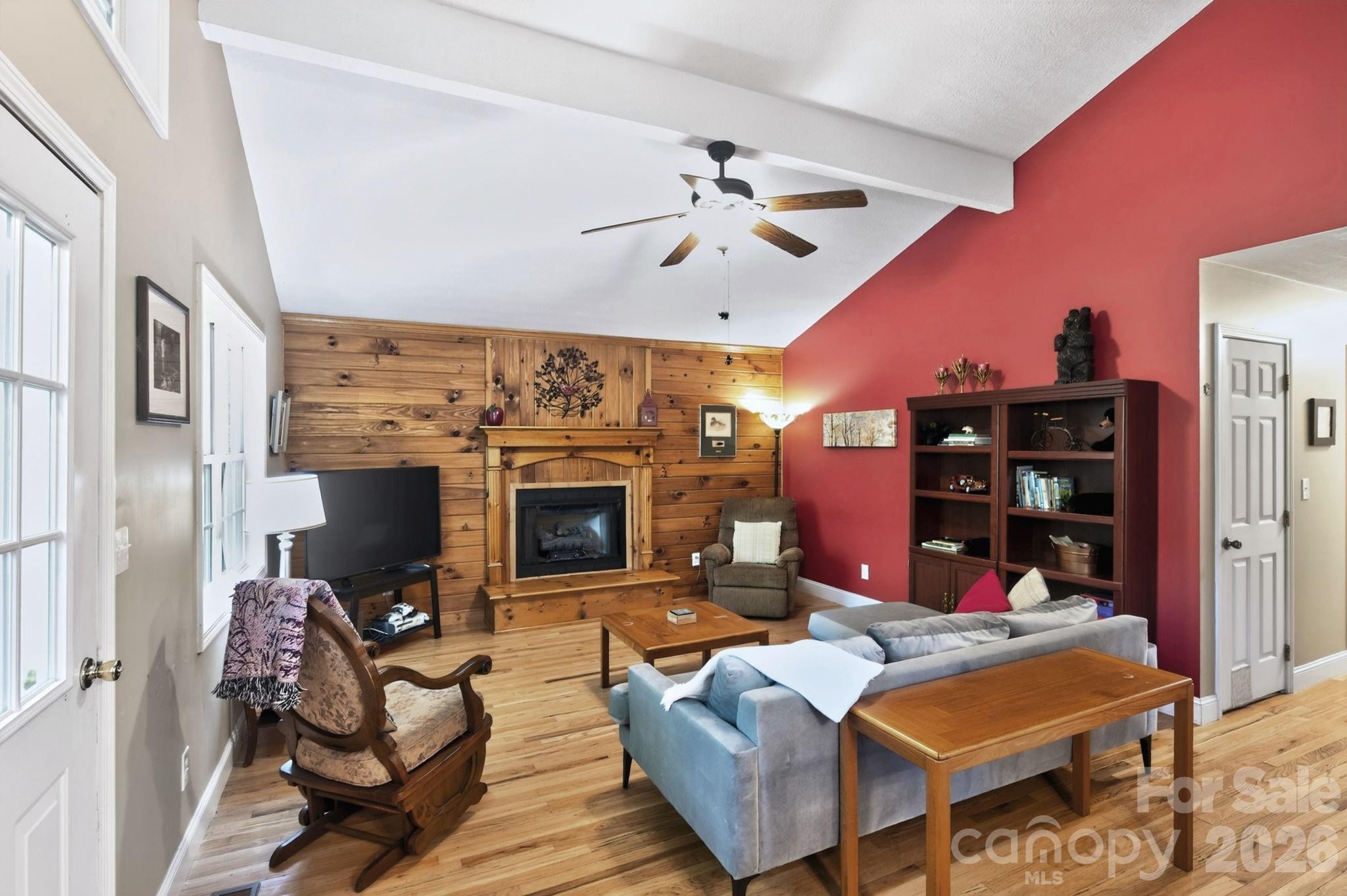 336 Hidden Creek Lane — Burnsville