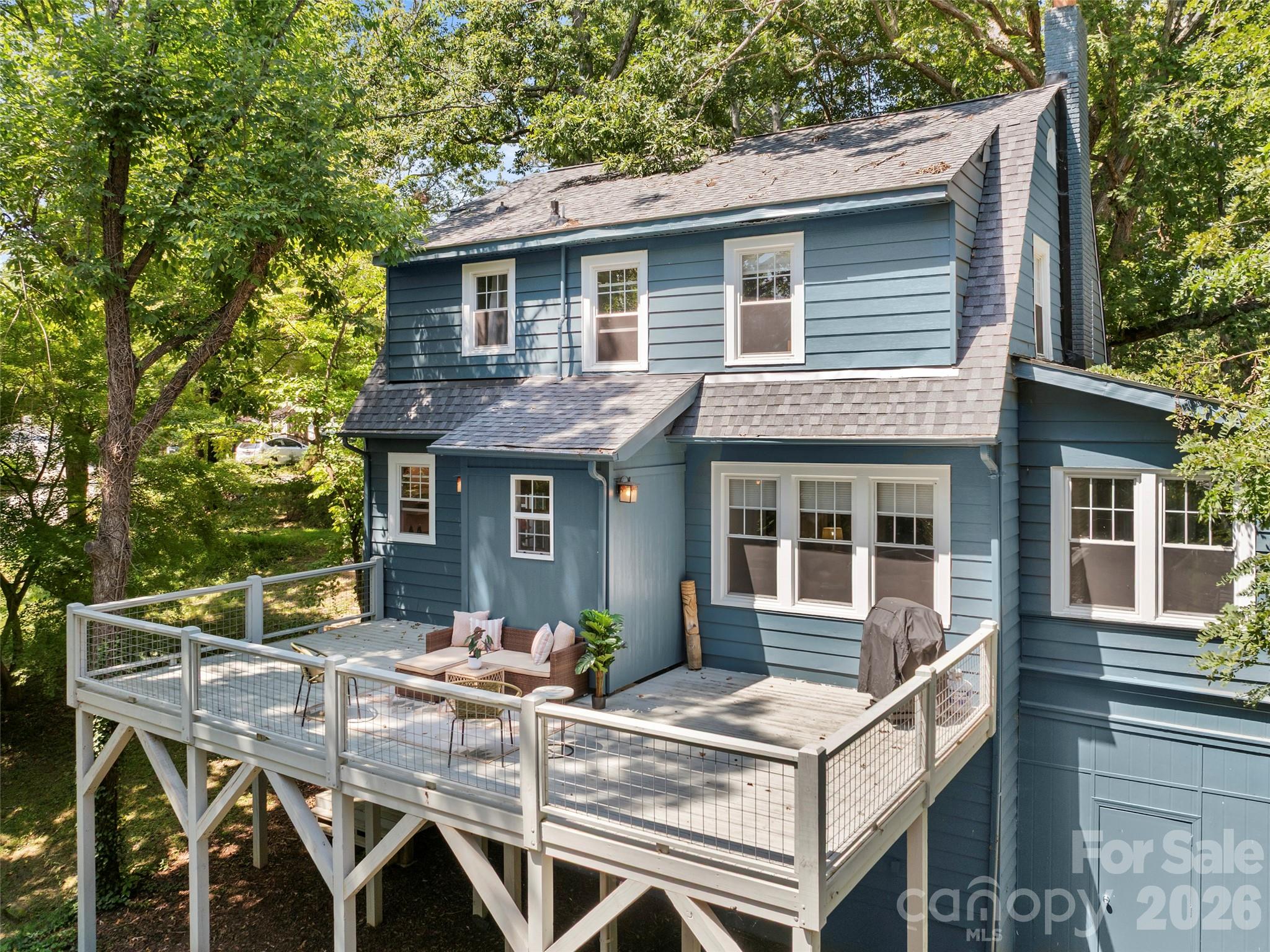 1 Kenilworth Road — Asheville