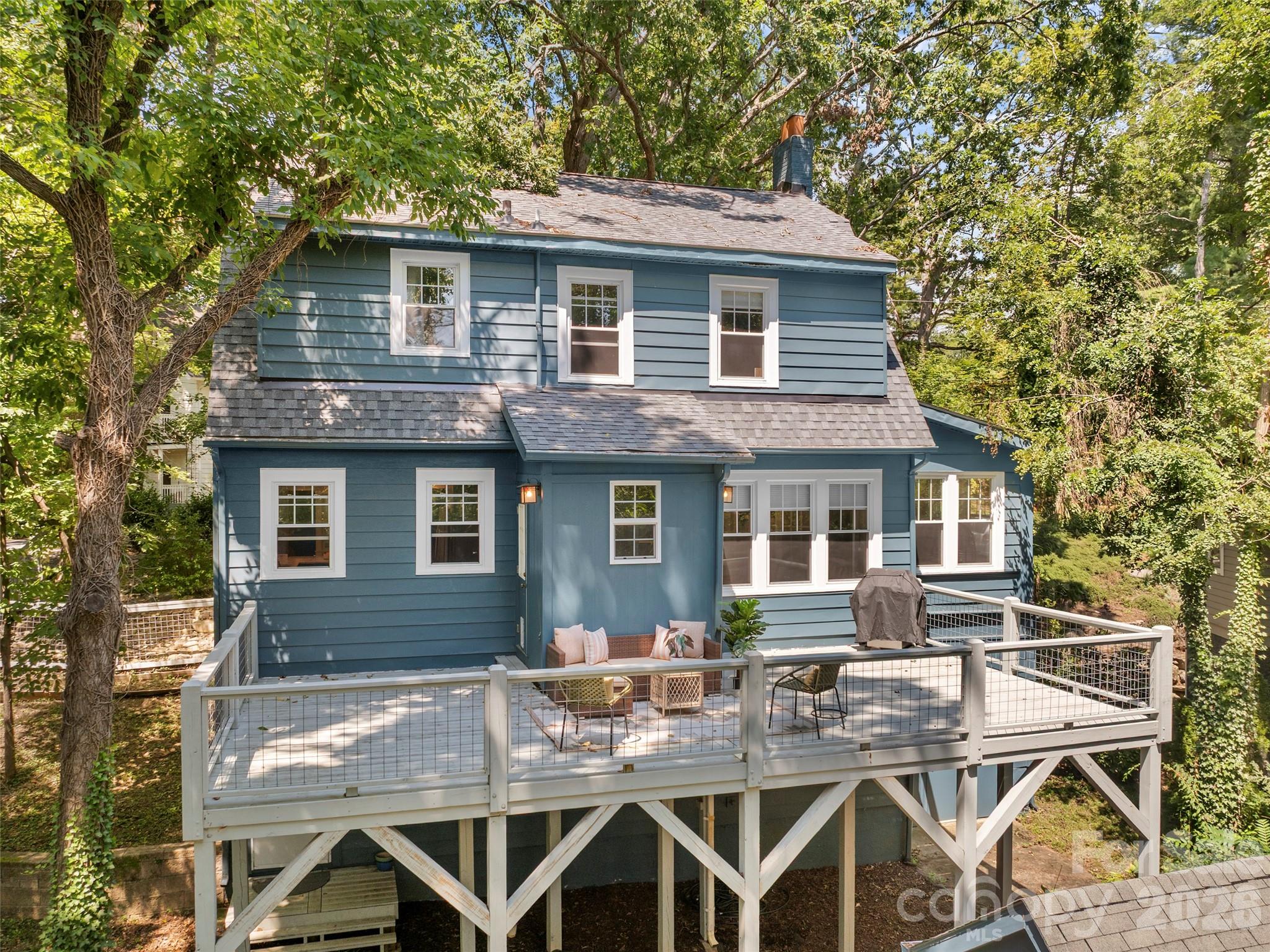 1 Kenilworth Road — Asheville
